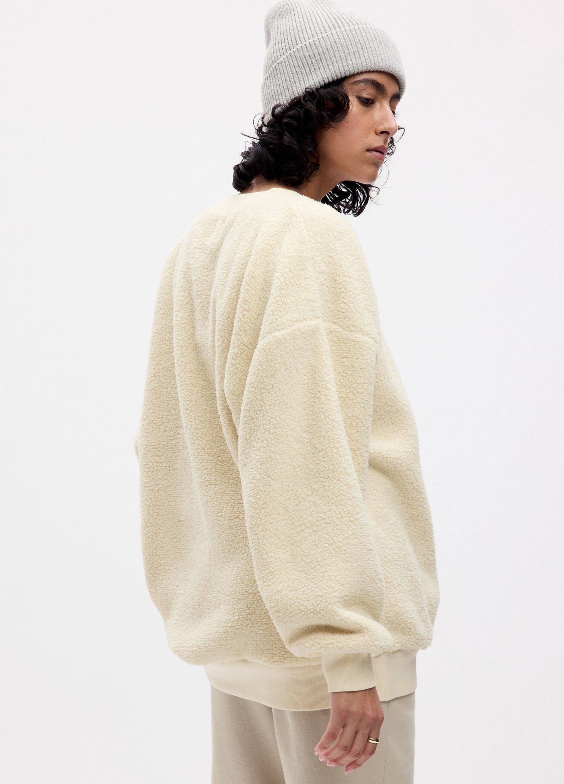Oversized sweatshirt in sherpa with logo embroidery_1