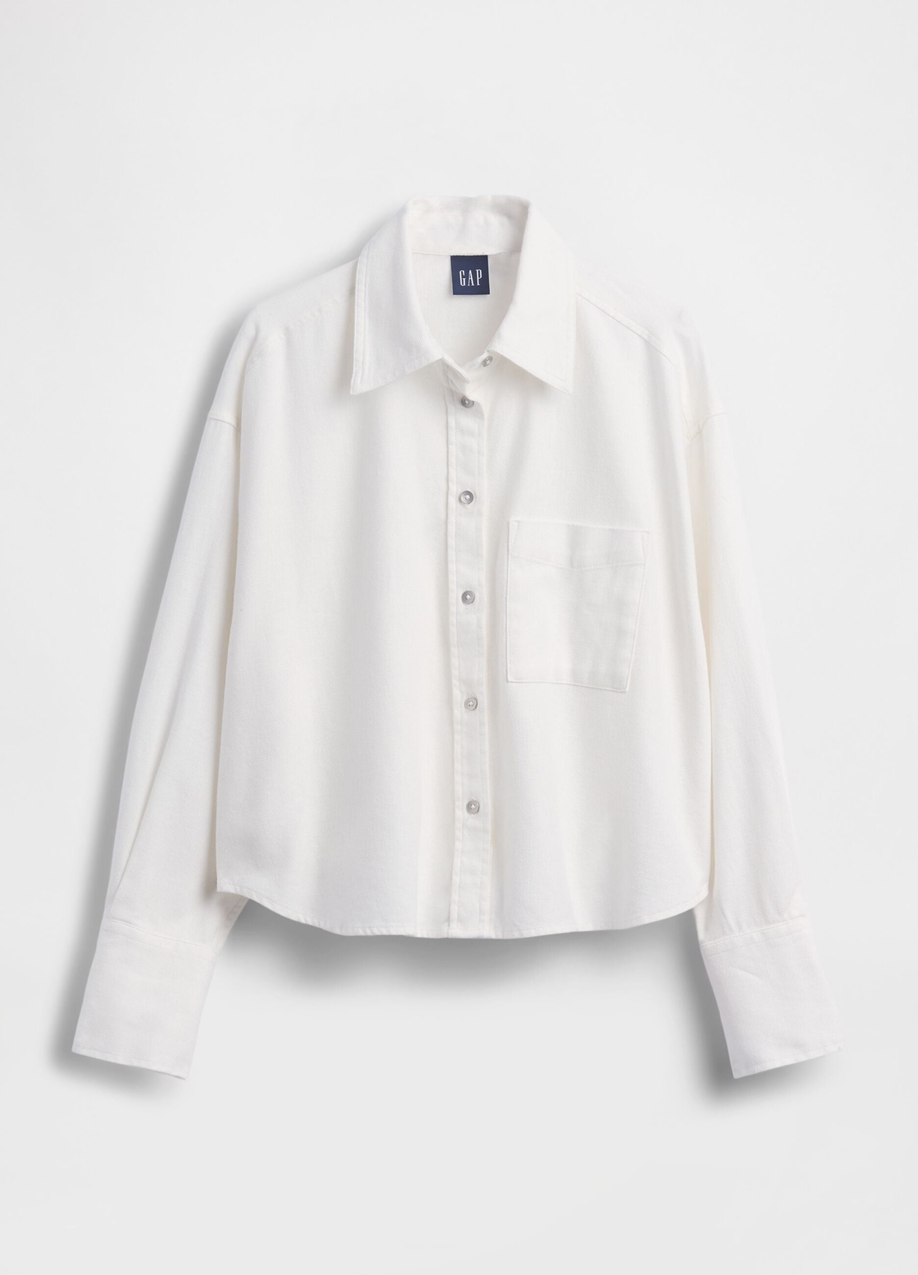 Camicia in puro cotone con tasca applicata