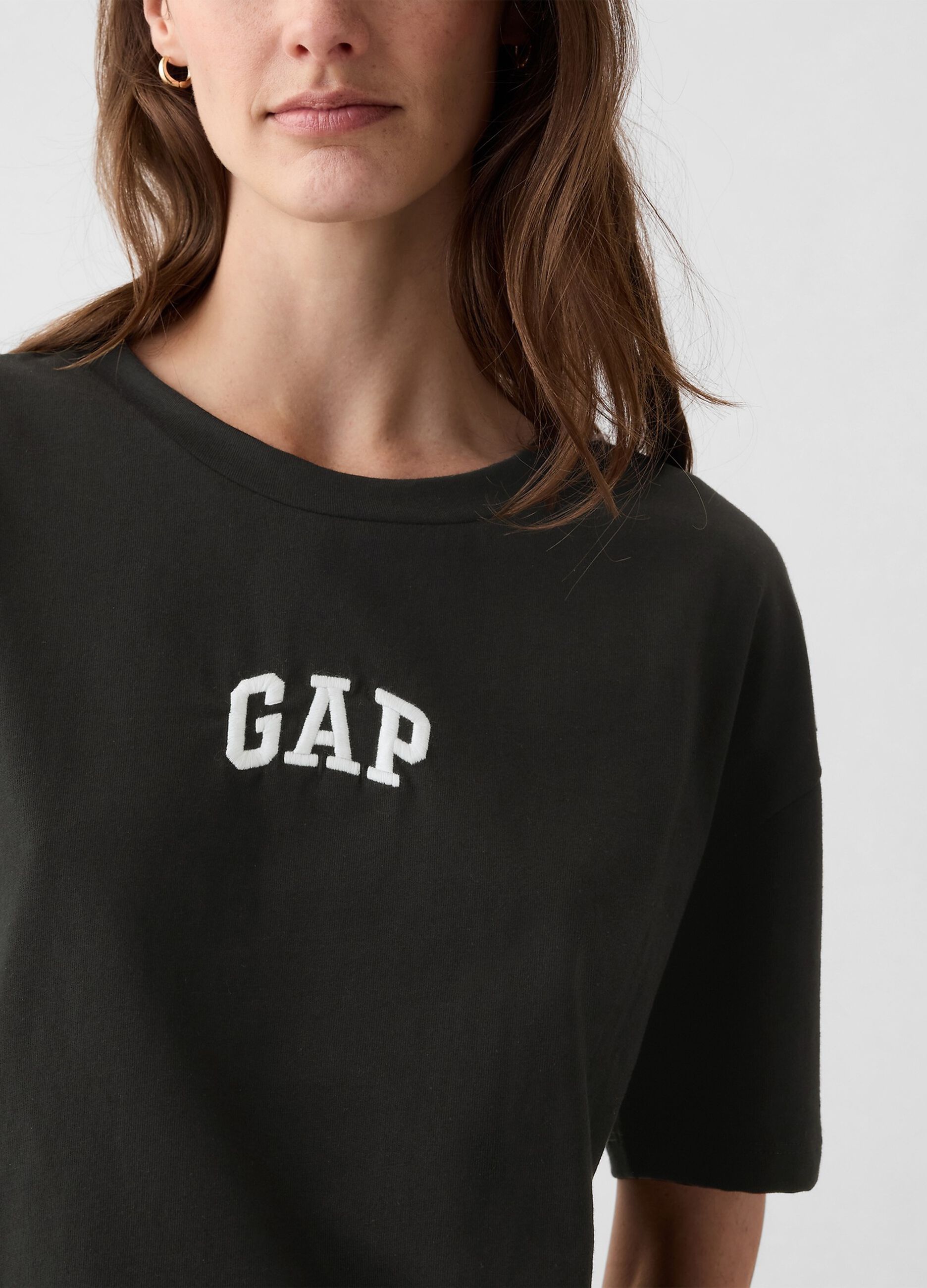 T-shirt nera in cotone a maniche corte_3