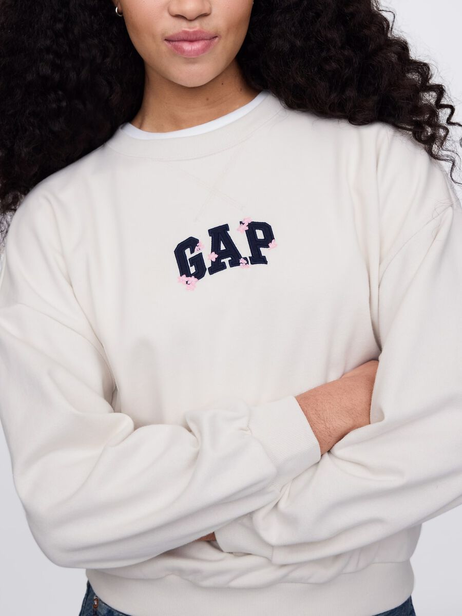 White sweatshirt with embroidered GAP logo Woman_3