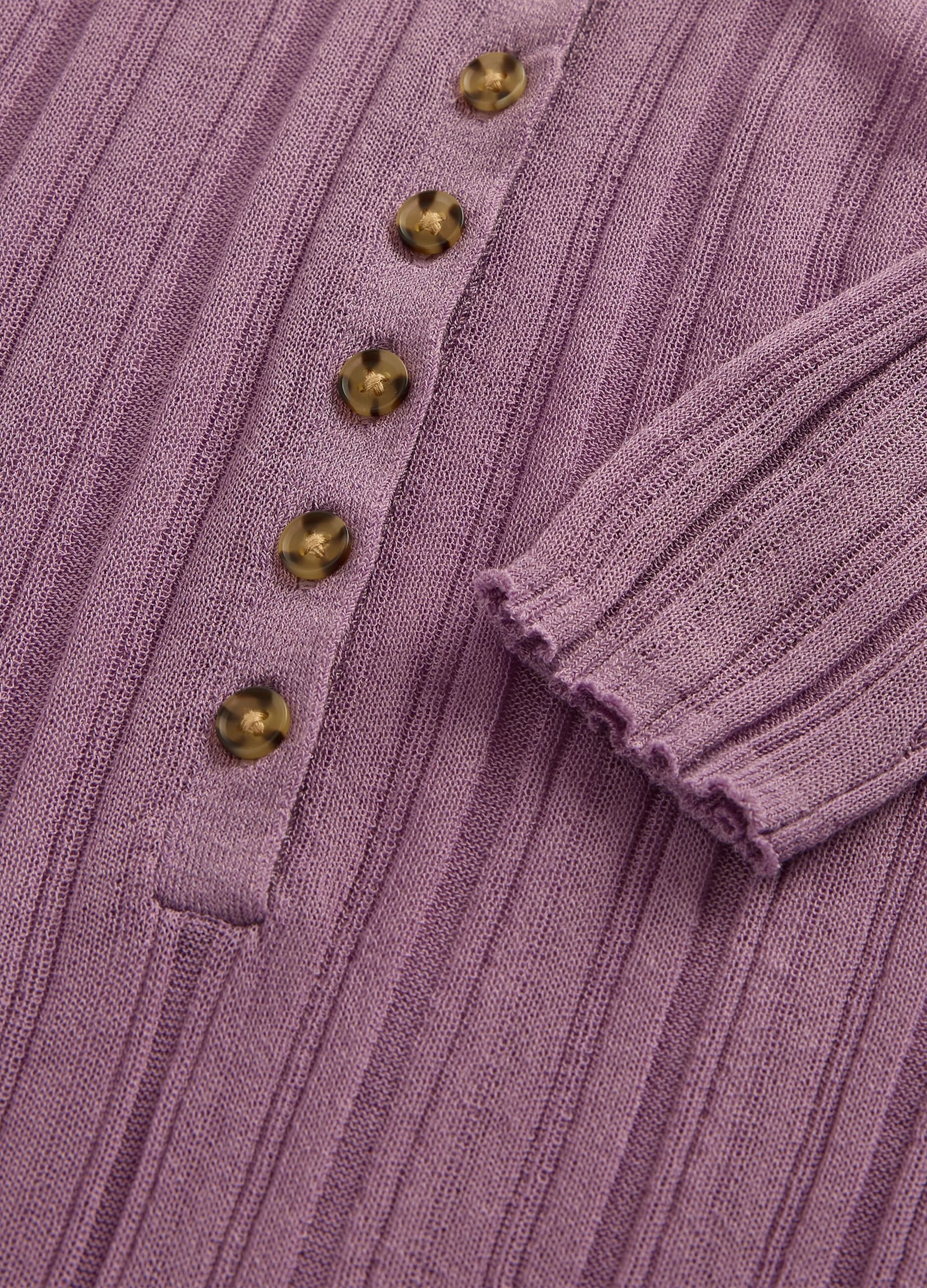 Maglione con bottoni