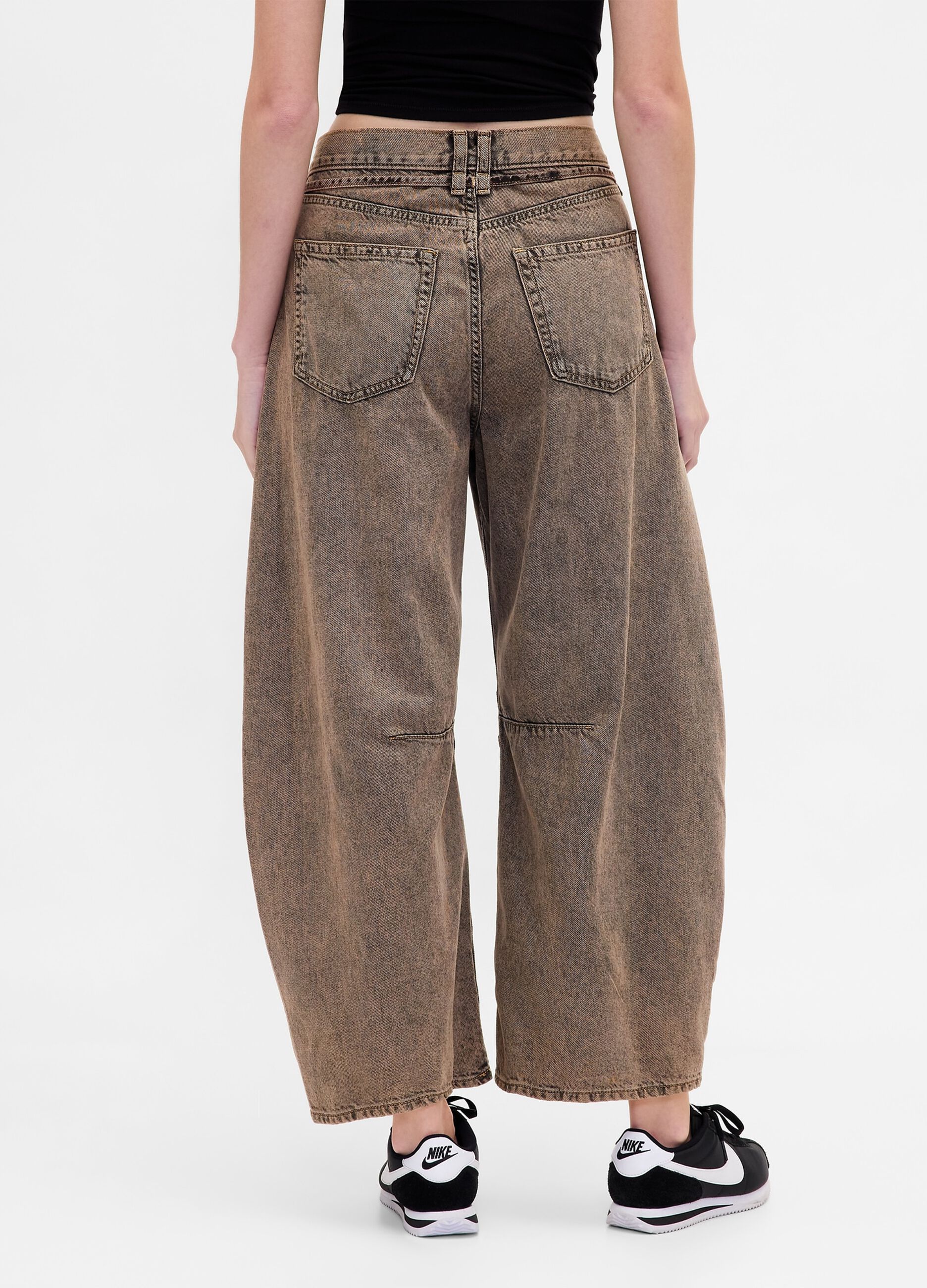 Pantaloni in denim con gamba ampia