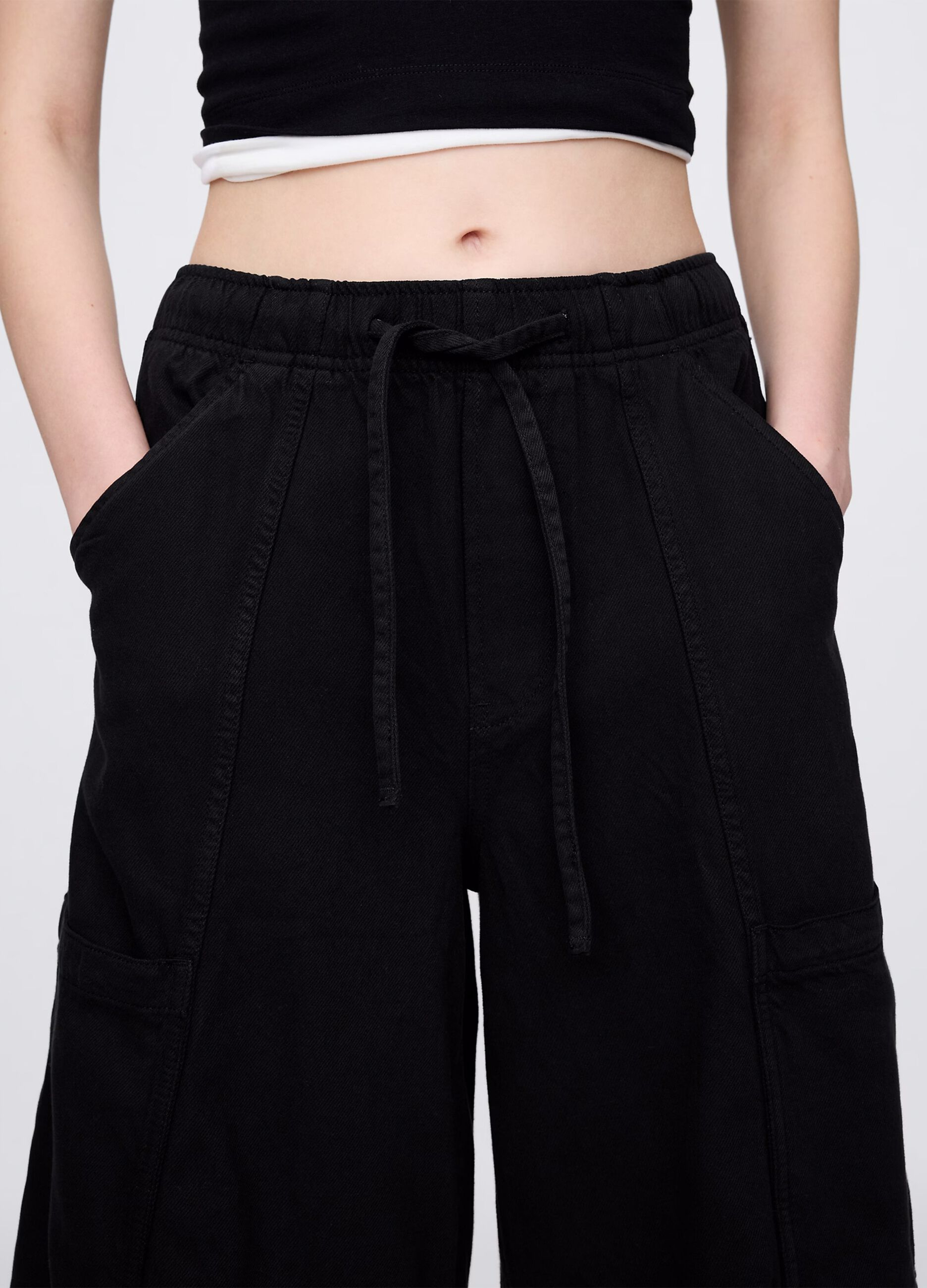 Pantaloni cargo neri in cotone e Lyocell_4