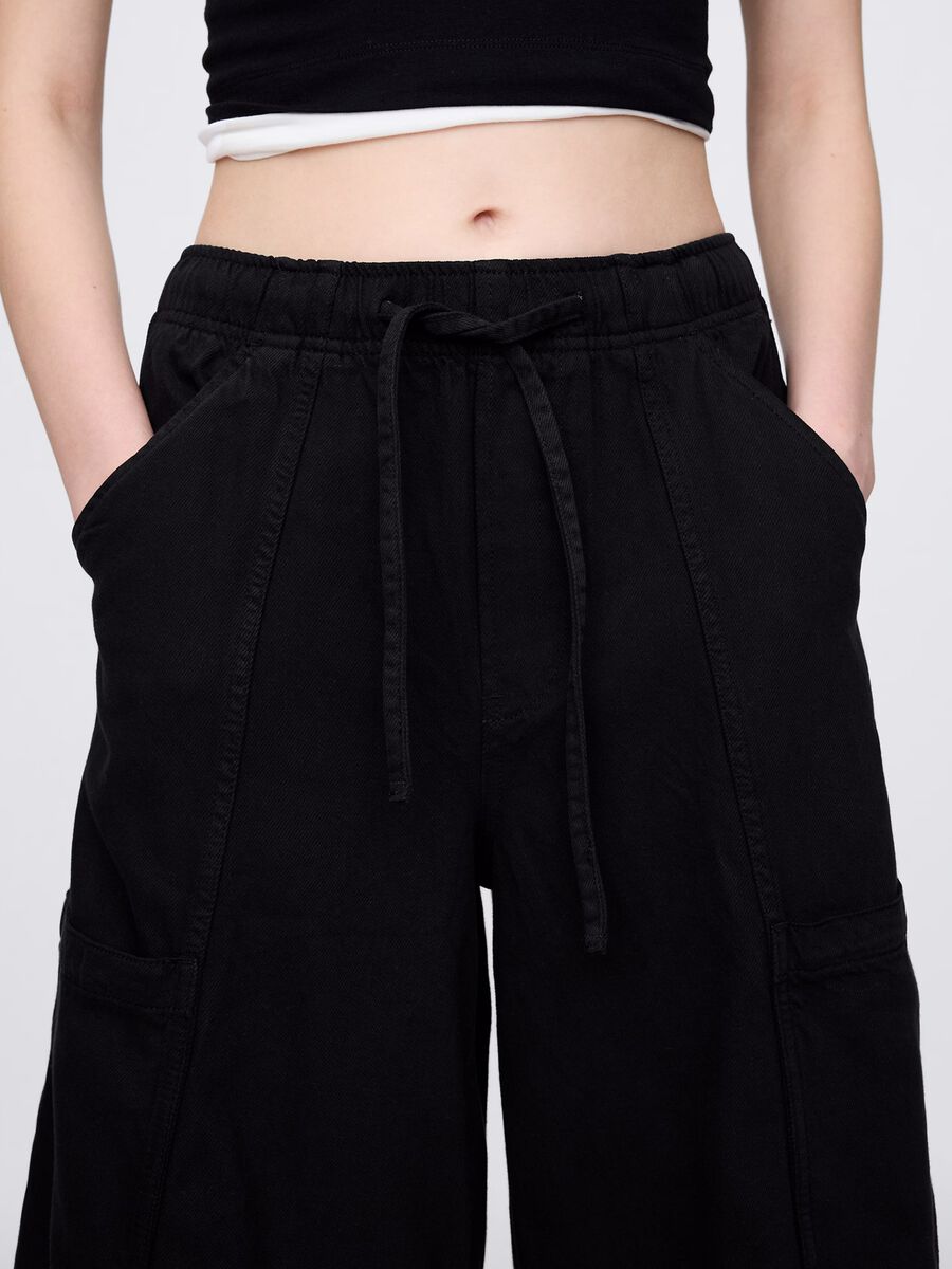 Pantaloni cargo neri in cotone e Lyocell Gap Donna_4