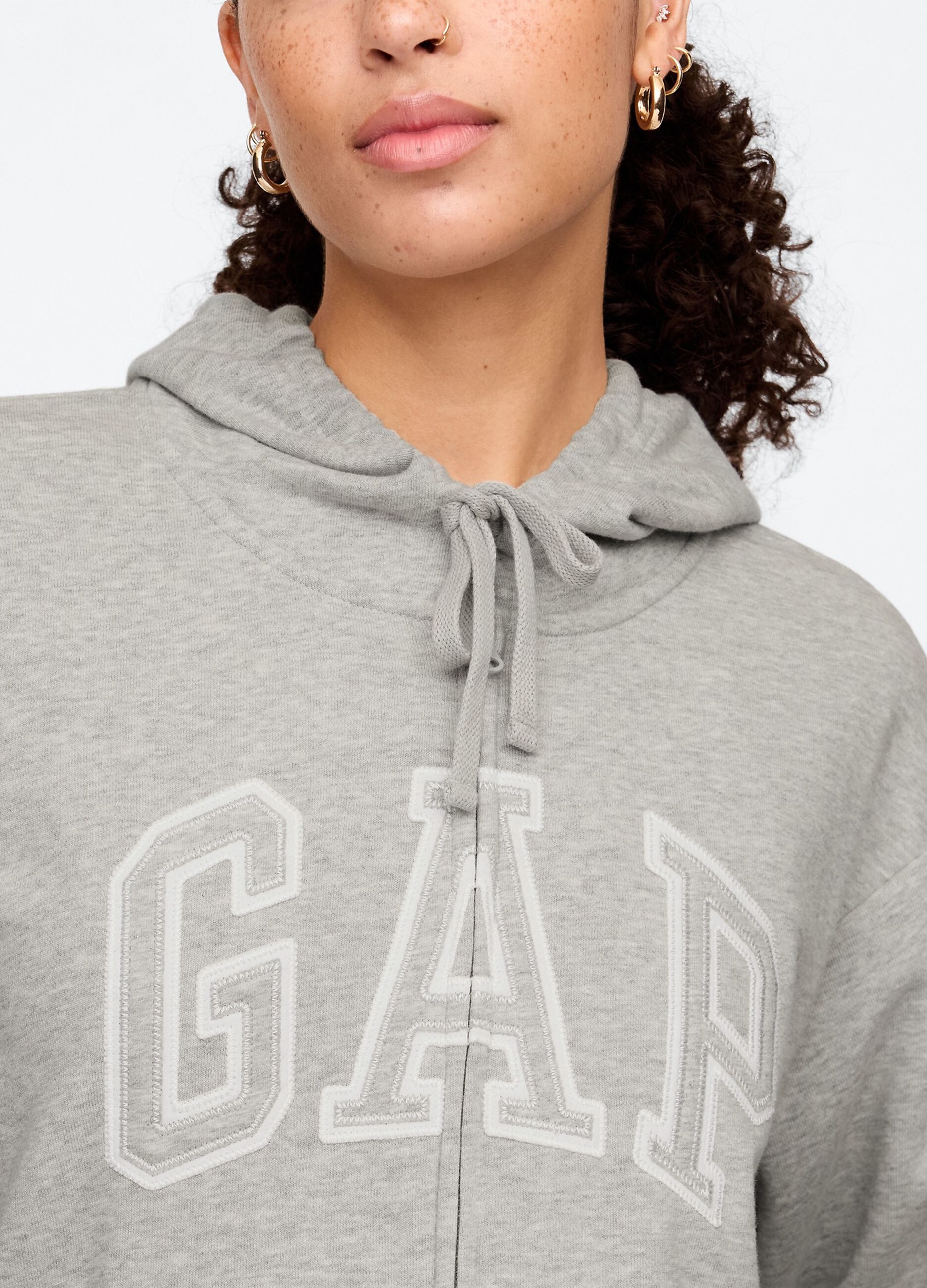 Felpa con cappuccio grigia con logo GAP_3