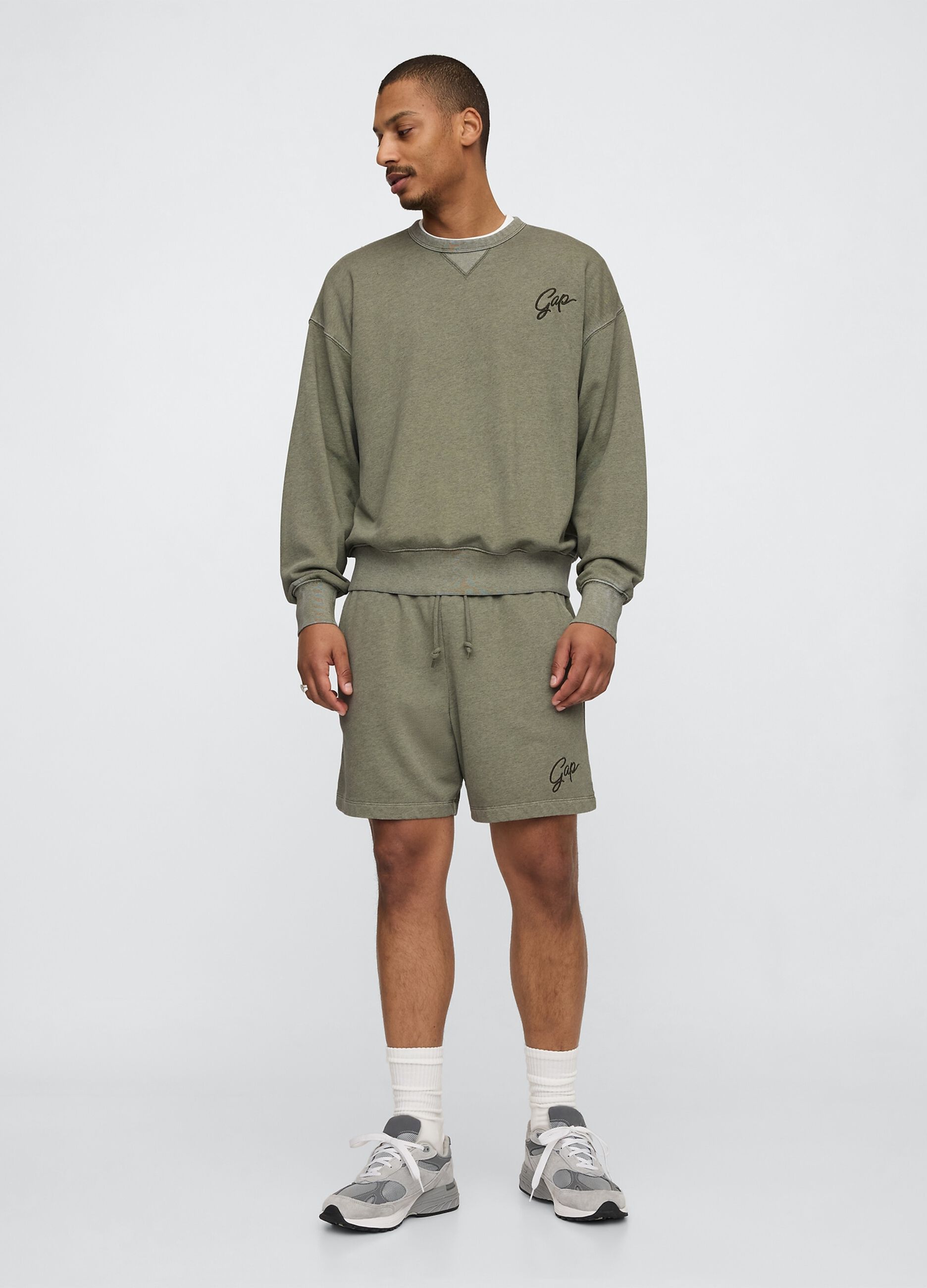 Shorts verde in misto cotone e poliestere Gap