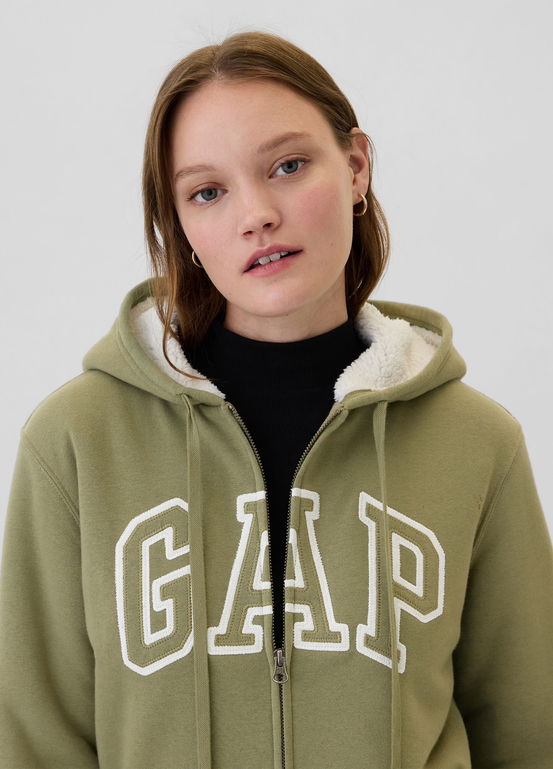 Full-zip sweatshirt with sherpa lining and logo embroidery_1