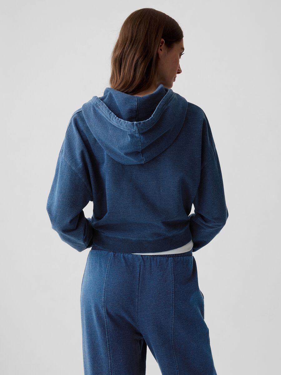 Felpa over cropped in denim stampa logo Donna_2
