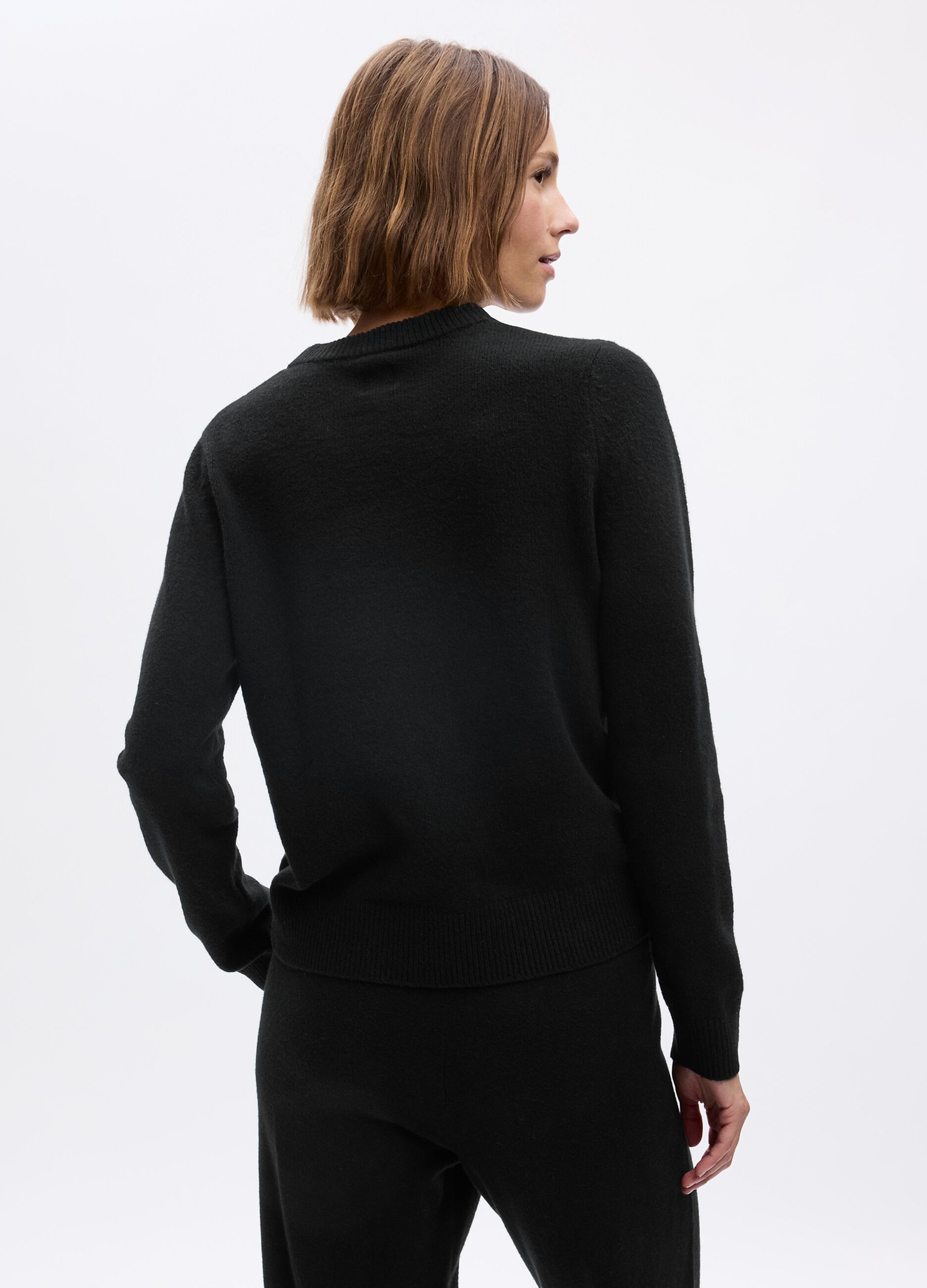 Pullover con scollo rotondo_1