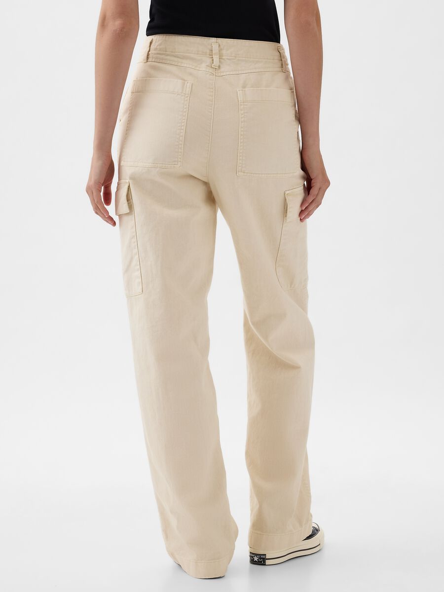 Pantaloni cargo loose fit in cotone Donna_3
