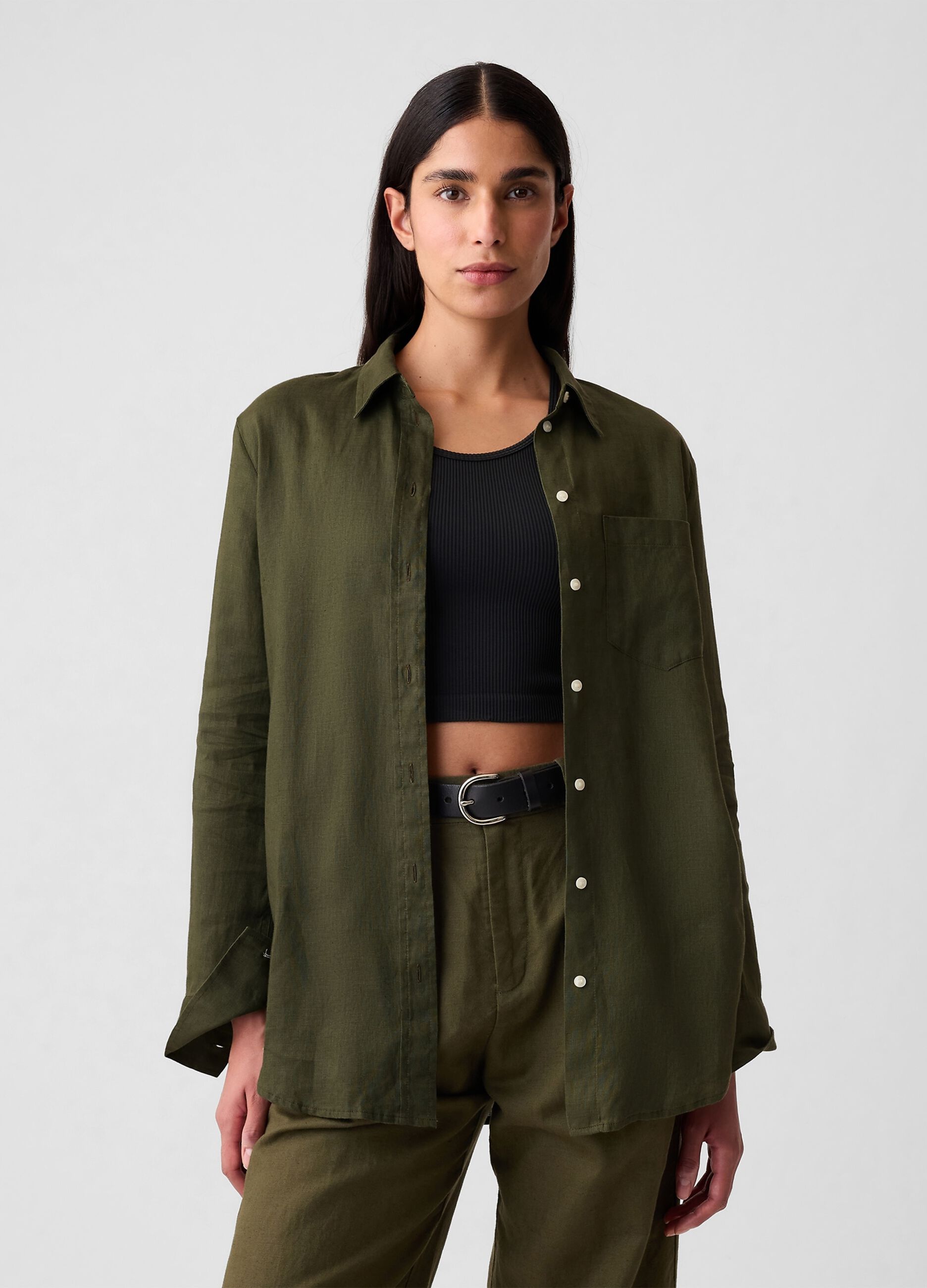 Camicia boyfriend fit in lino con tasca