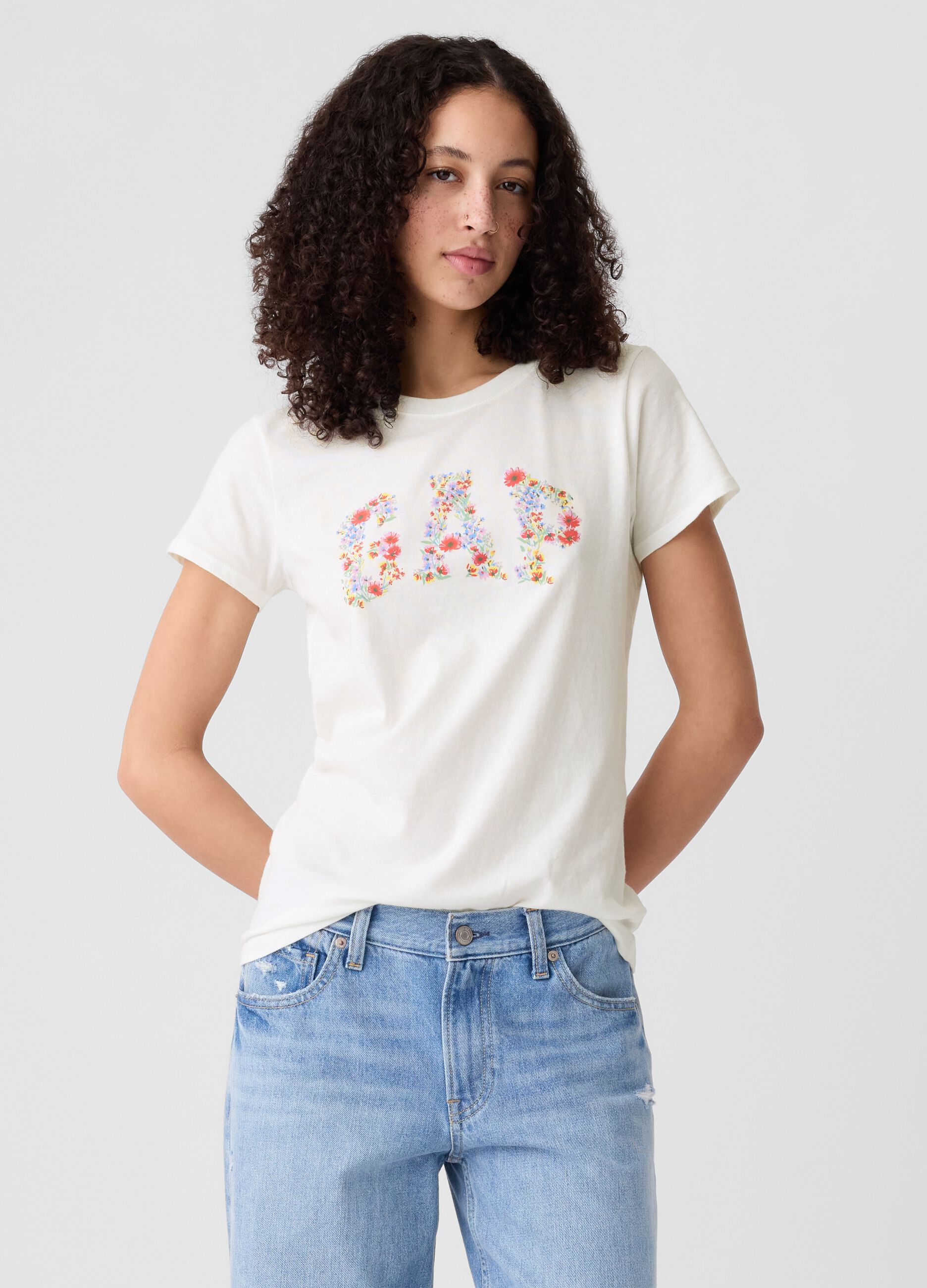 T-shirt con stampa logo floreale