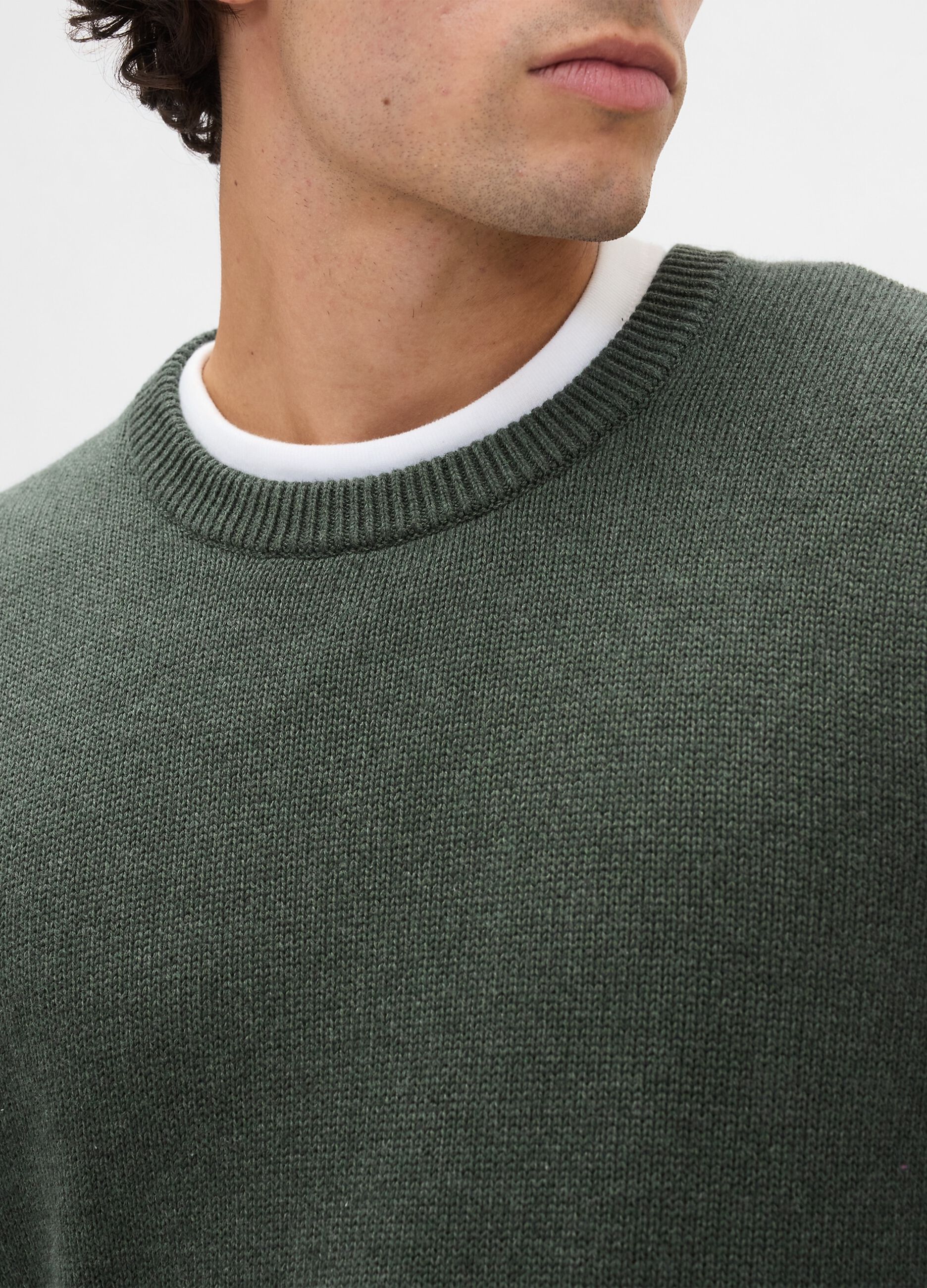Maglione girocollo verde in puro cotone
