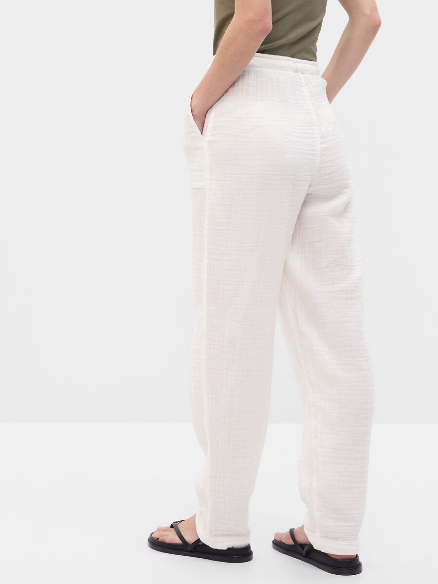 Pantaloni straight fit in garza di cotone Donna_1