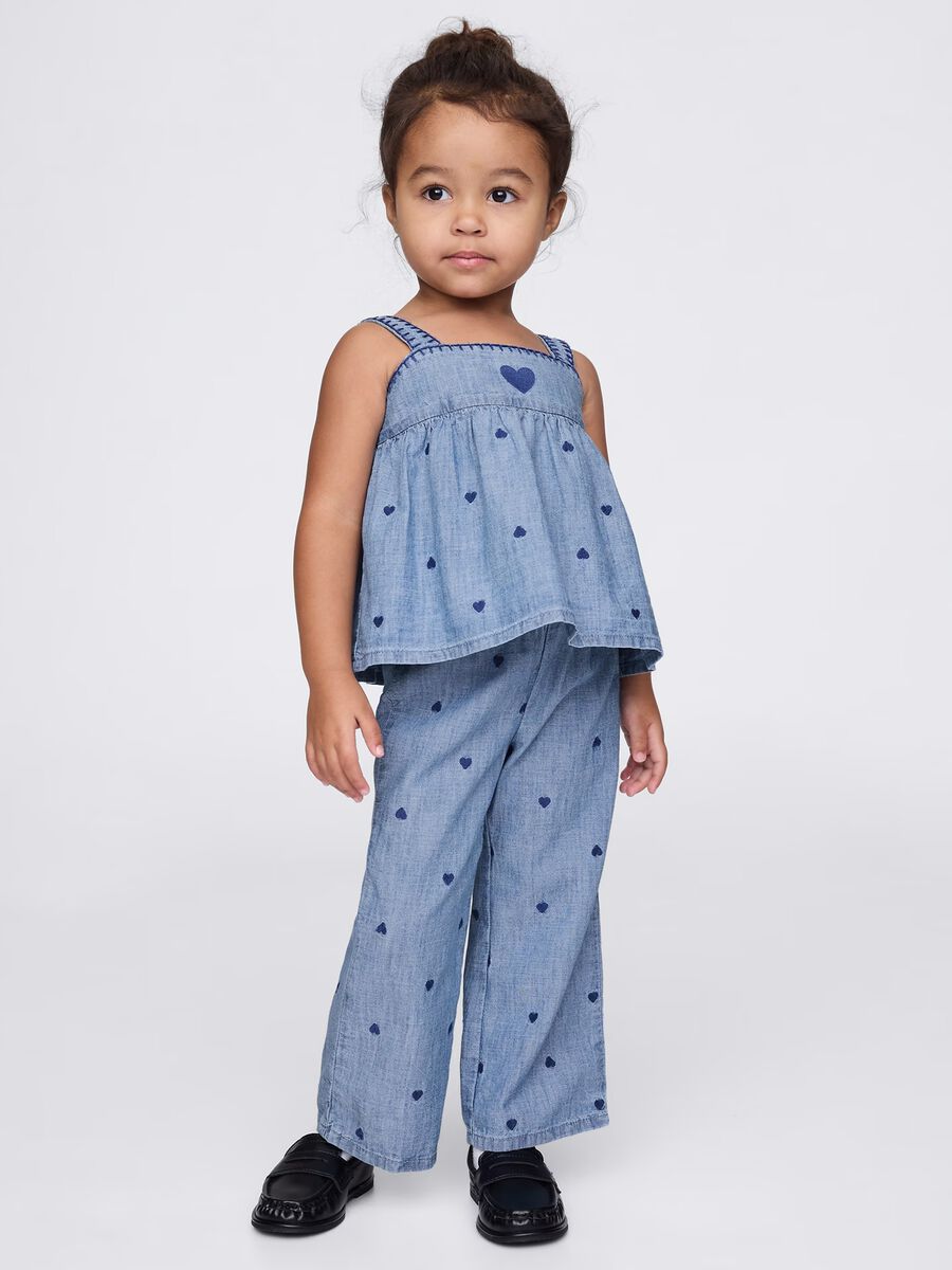 Set blu denim con cuori ricamati Bimba_0