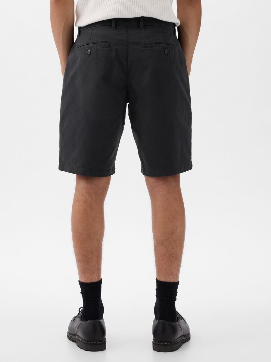 Bermuda relaxed fit in cotone stretch Uomo_2