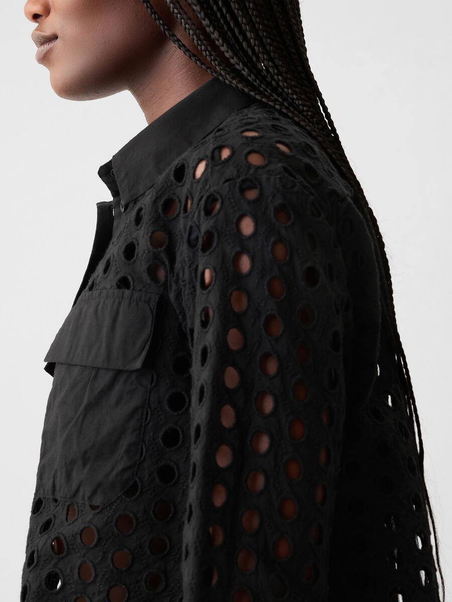 Camicia cropped con dettagli traforati Donna_2