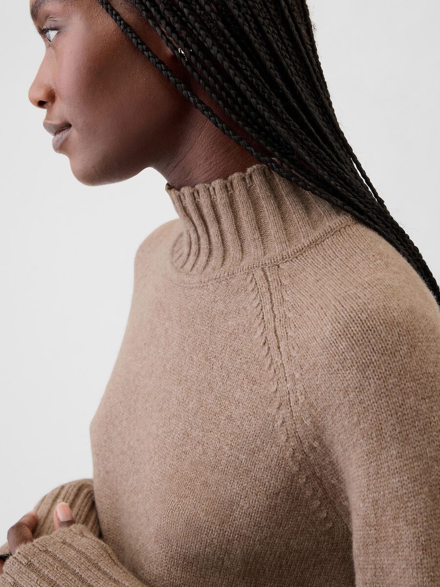 Pullover with high neck Woman_3