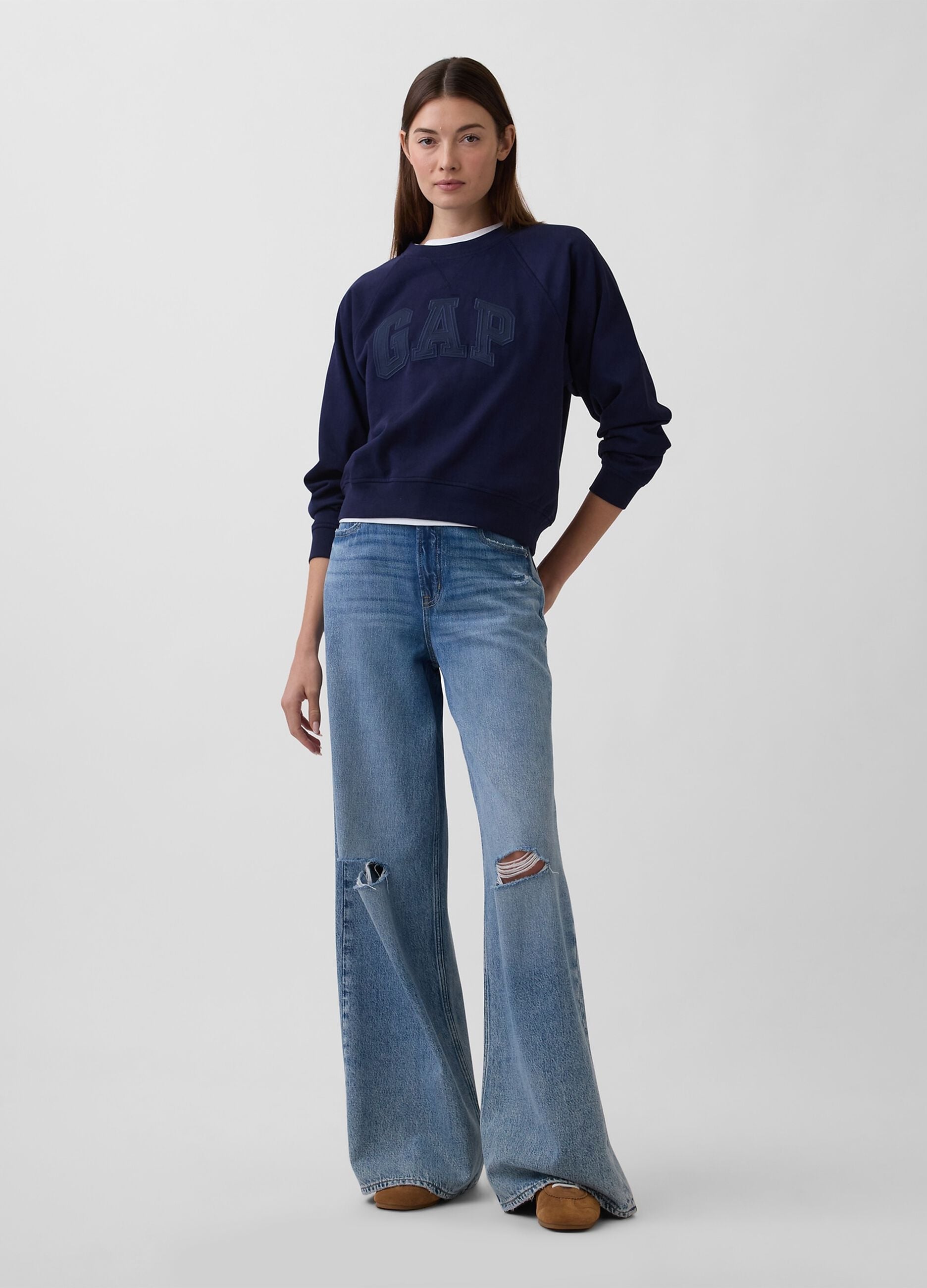 Felpa girocollo in misto cotone con logo GAP