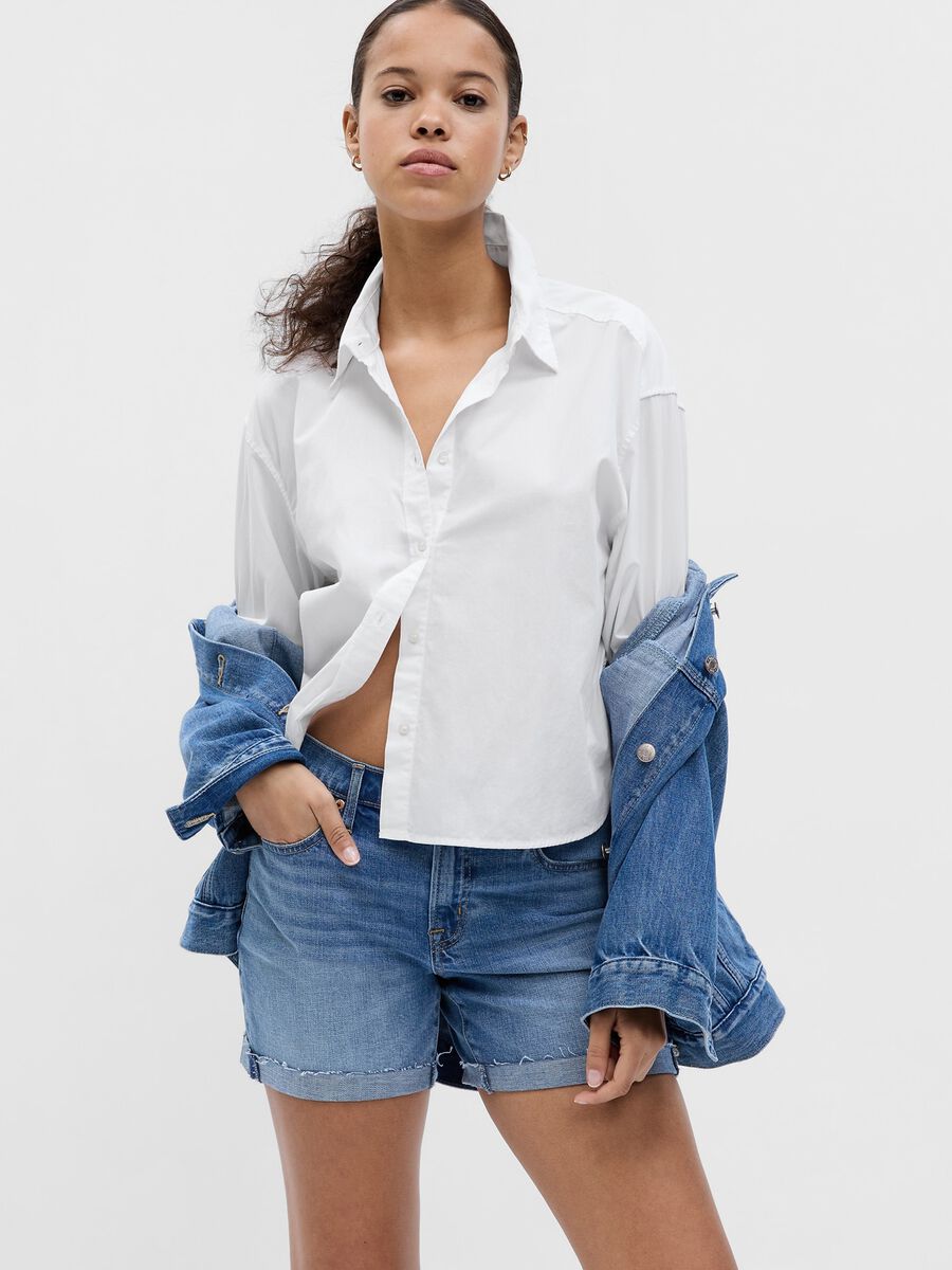 Shorts girlfriend in denim con orlo a vivo Donna_0