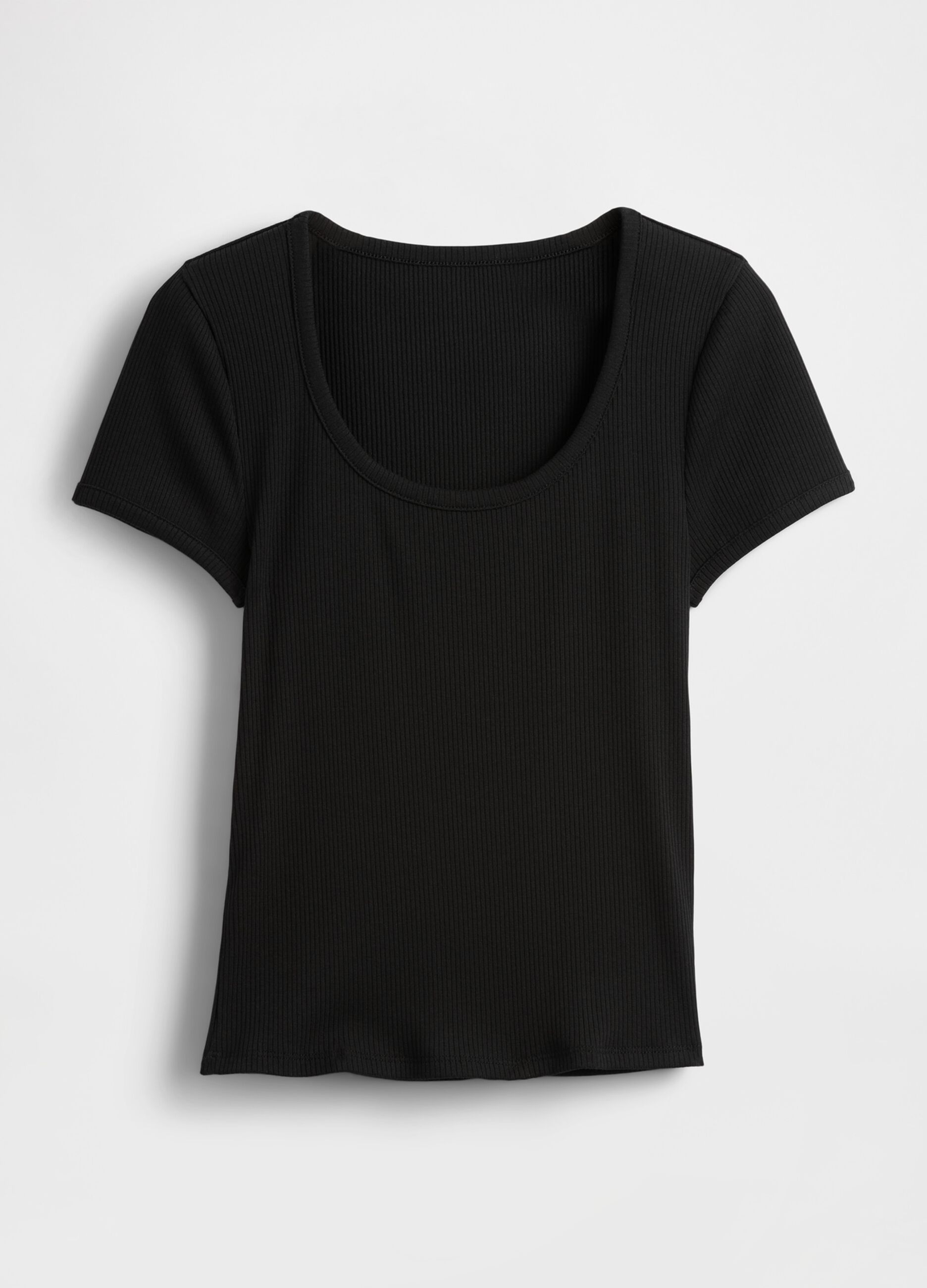 T-shirt nera elasticizzata a maniche corte_3