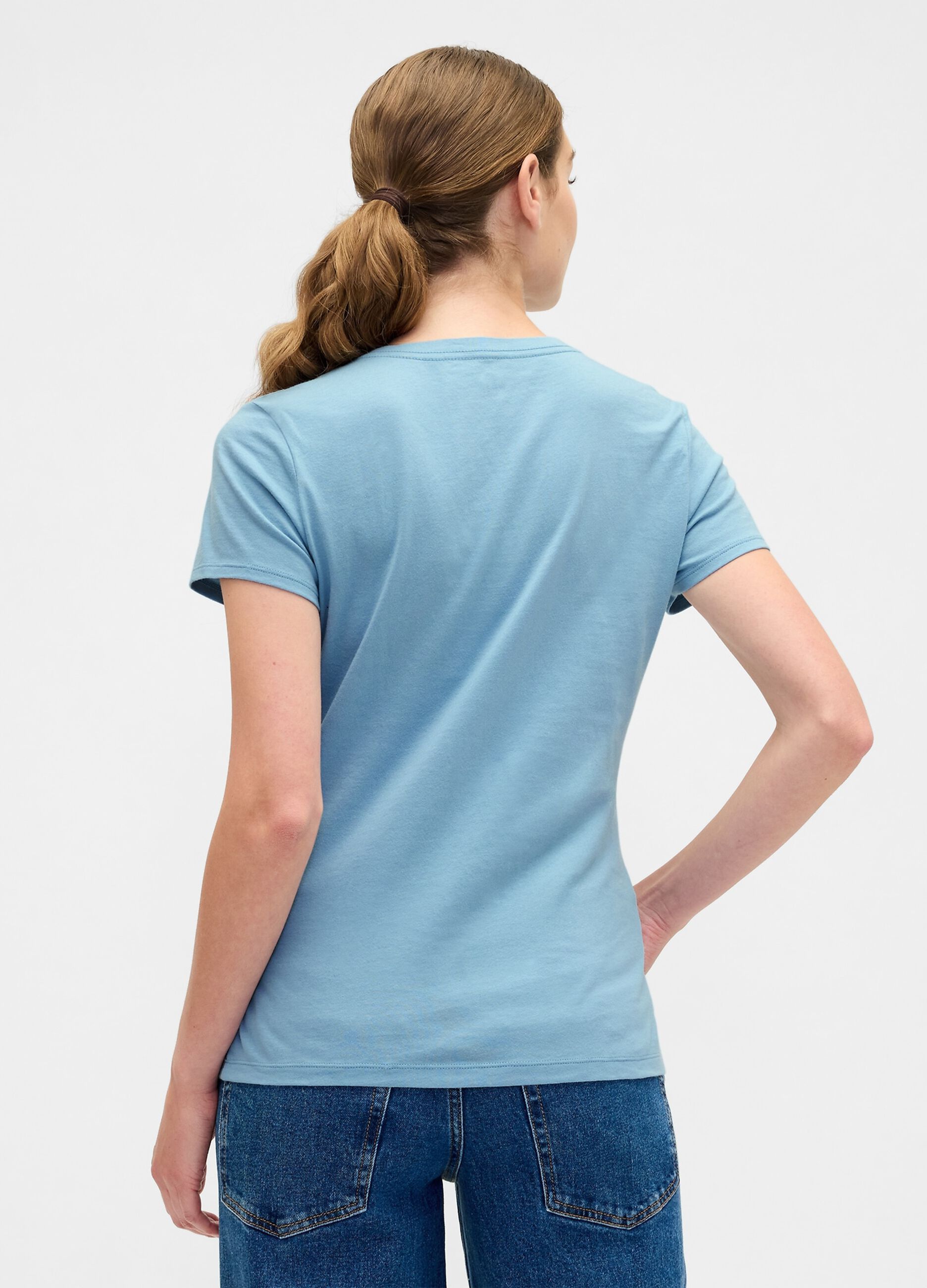 T-shirt azzurra a maniche corte in cotone_2
