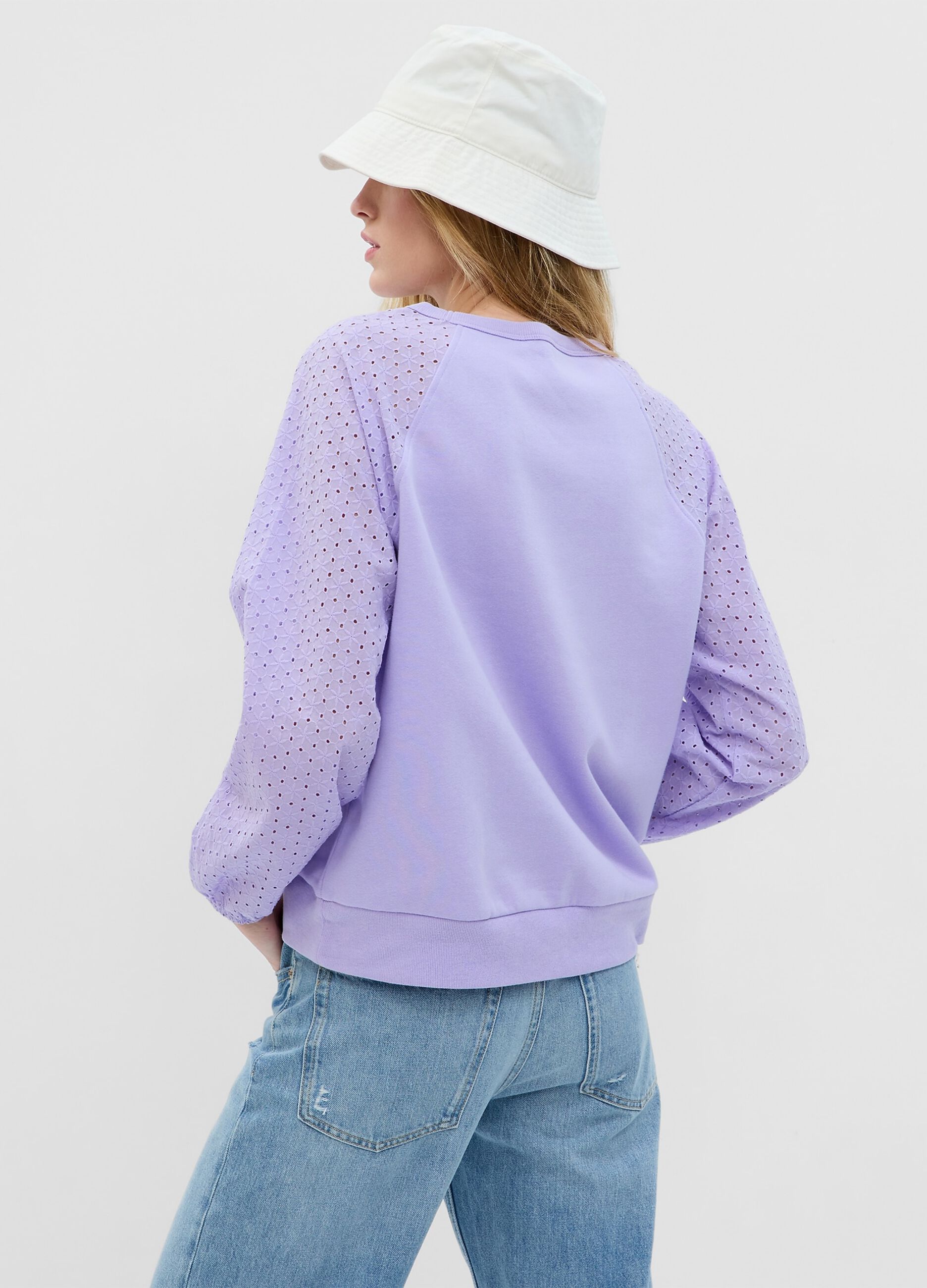 Sweatshirt with broderie anglaise lace sleeves_1