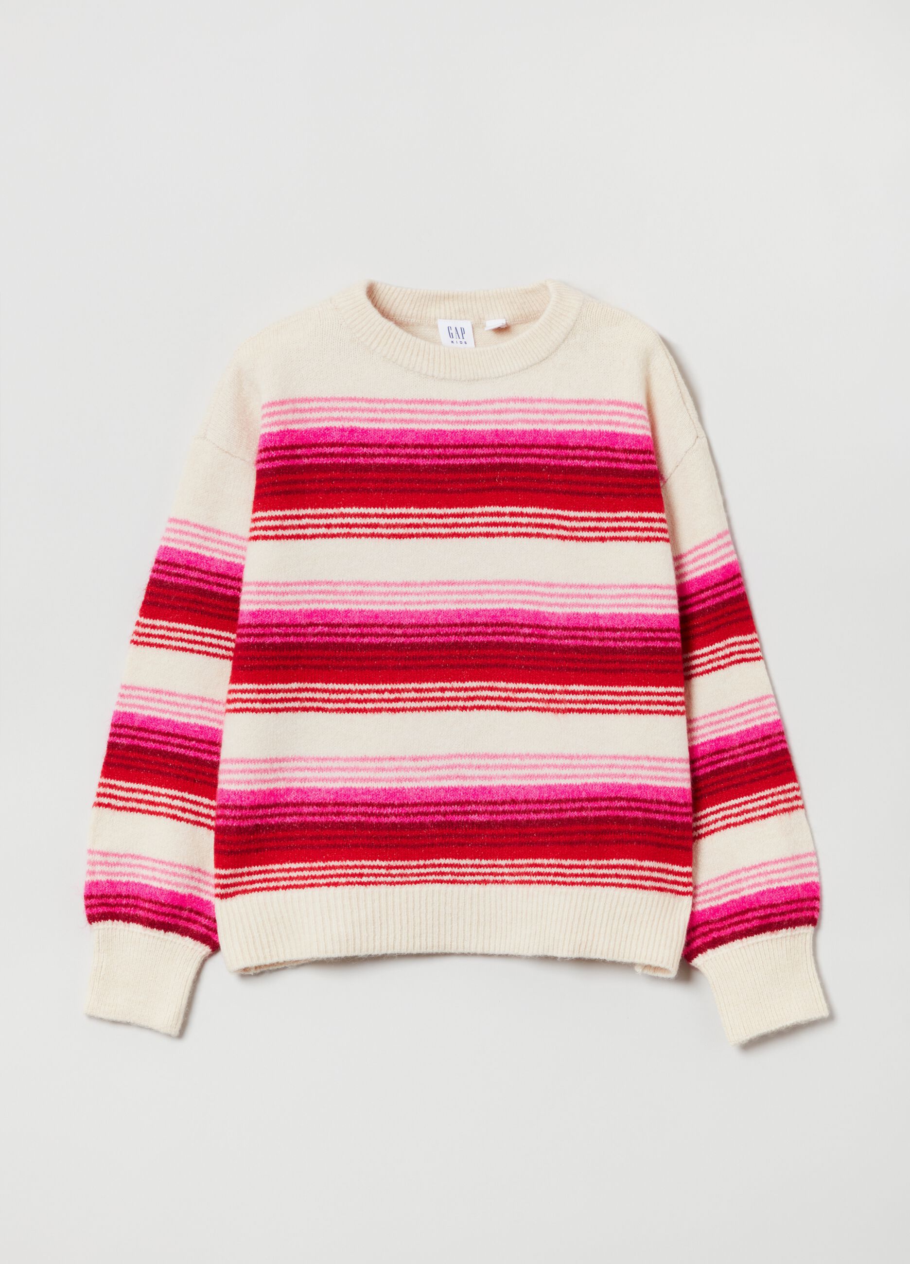 Pullover with thin stripes_0