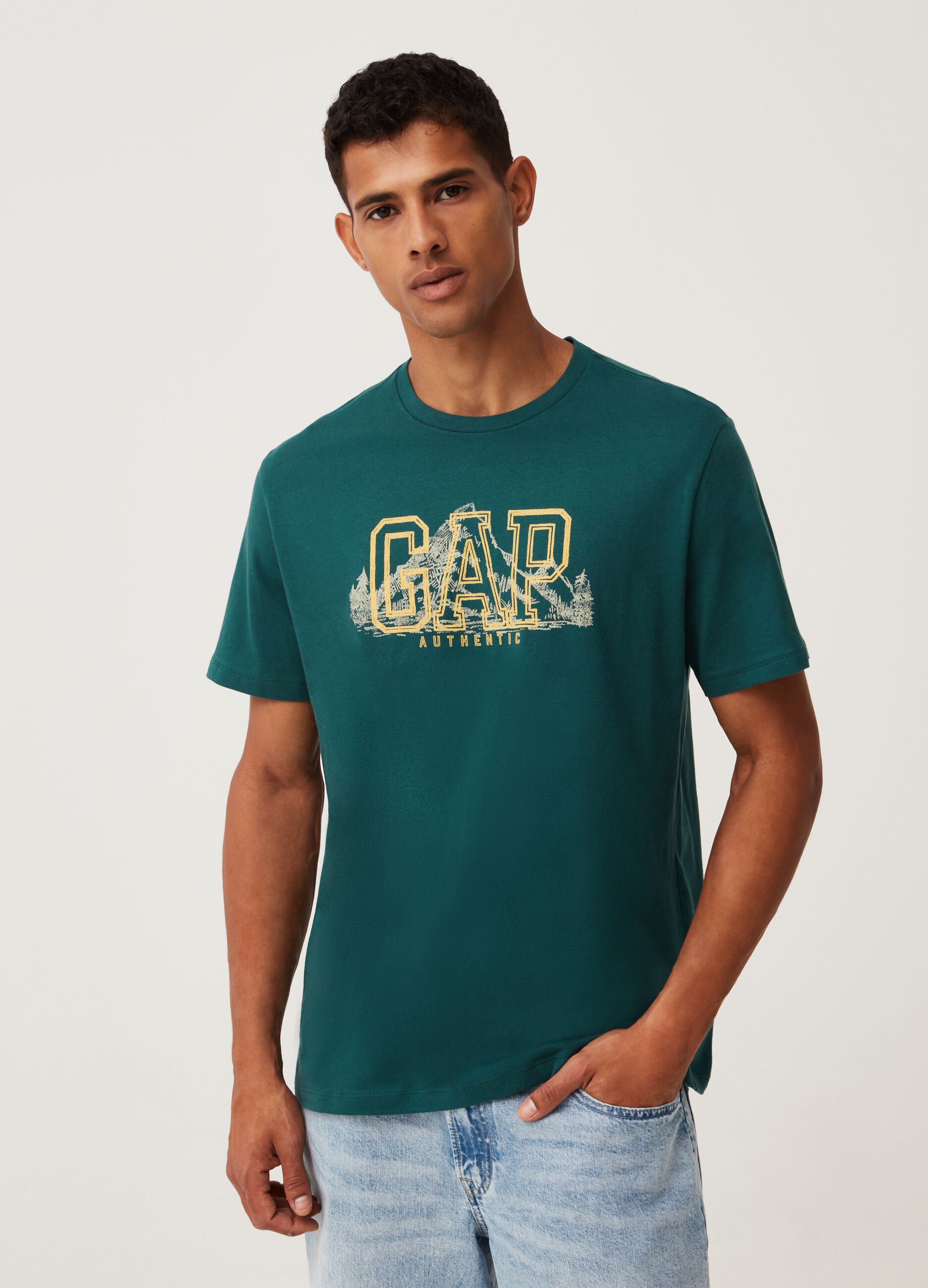 T-shirt with mountains and logo print