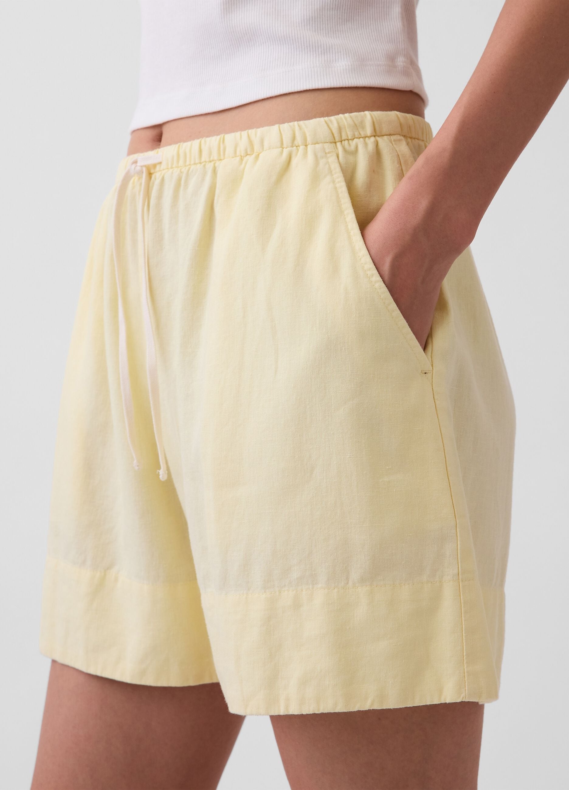 Shorts in misto lino e viscosa