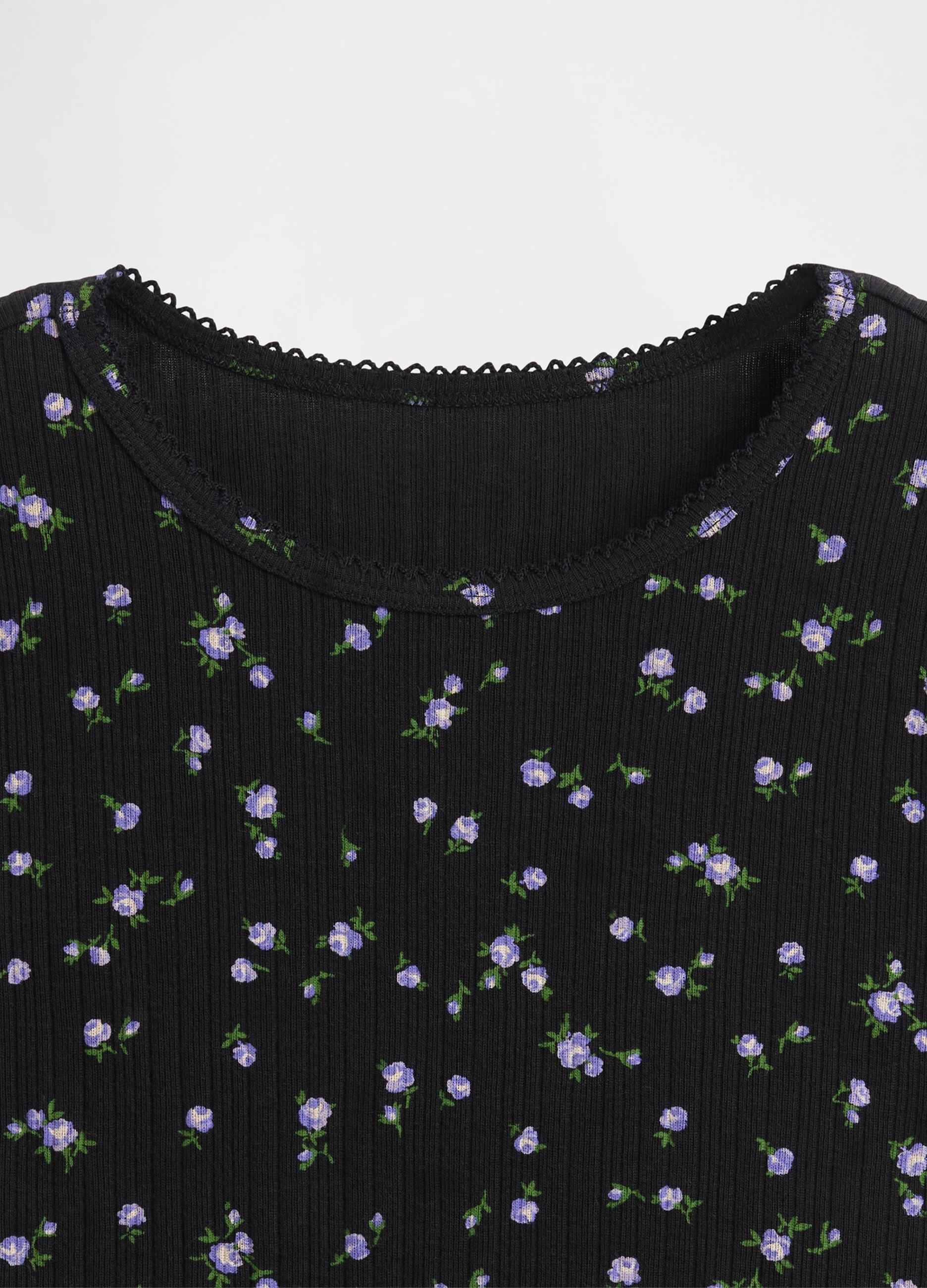 Long-sleeved black cotton shirt with floral print_3