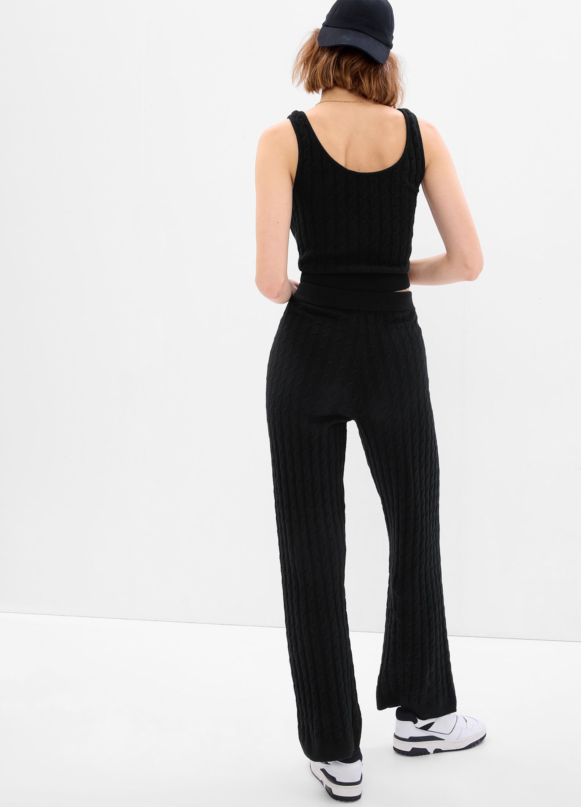 Wide-leg trousers with cable design_1