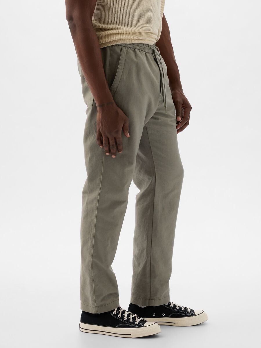 Pantalone pull-on in lino e cotone Uomo_1