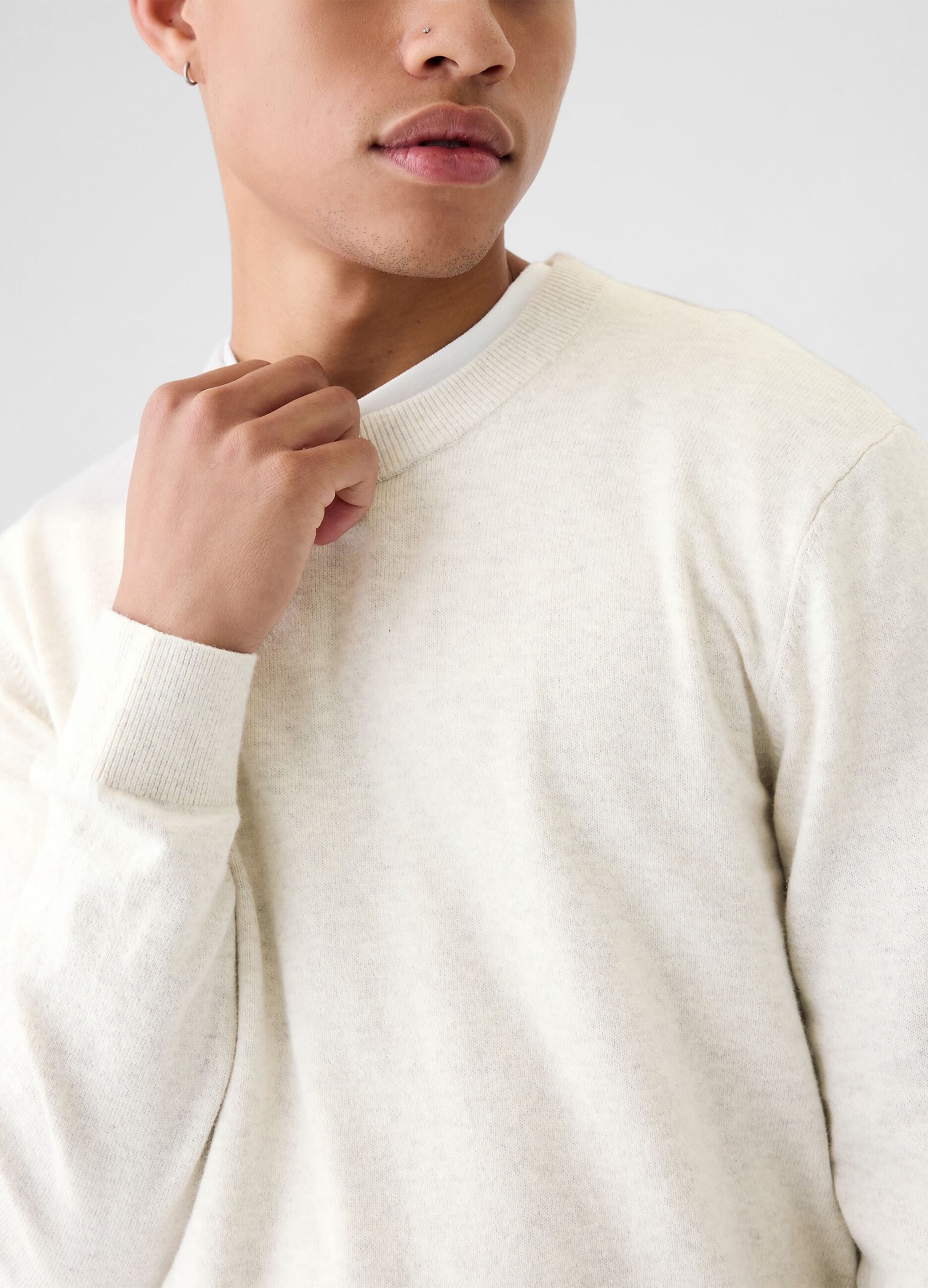 Pullover con scollo rotondo_3