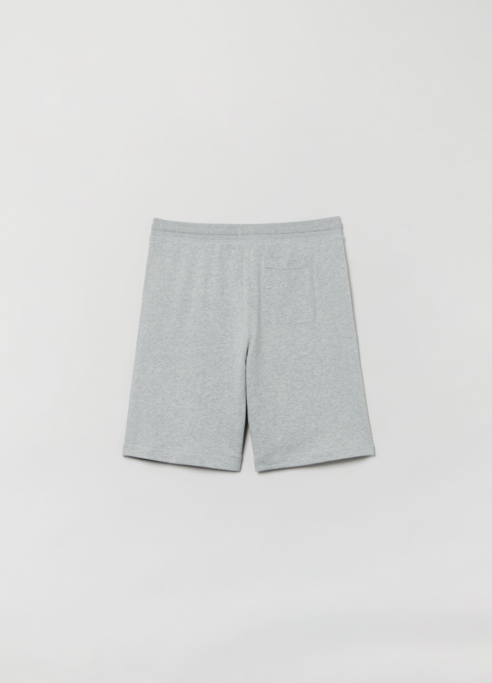 Bermuda jogger in felpa con ricamo logo_1