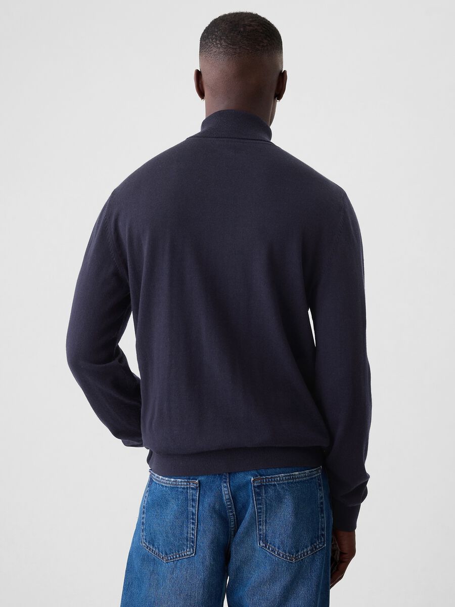 Pullover in lana merino a collo alto Uomo_2