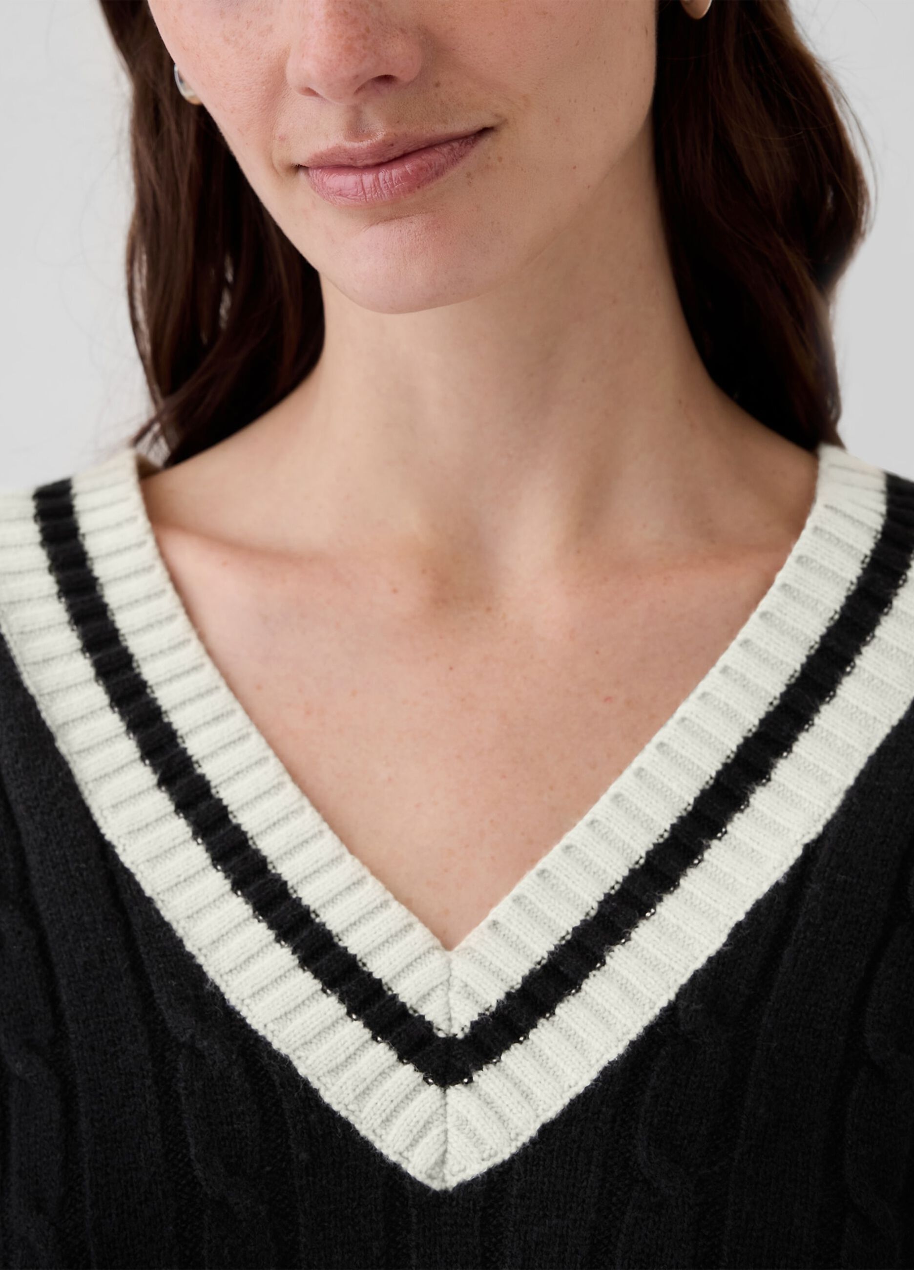 Pullover oversize con profili rigati_3