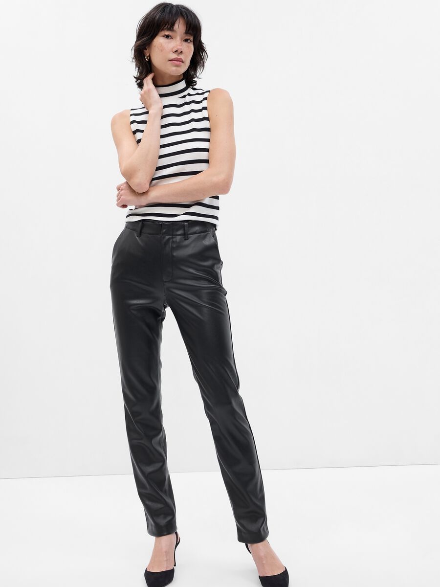 Pantaloni slim fit effetto lucido Donna_0