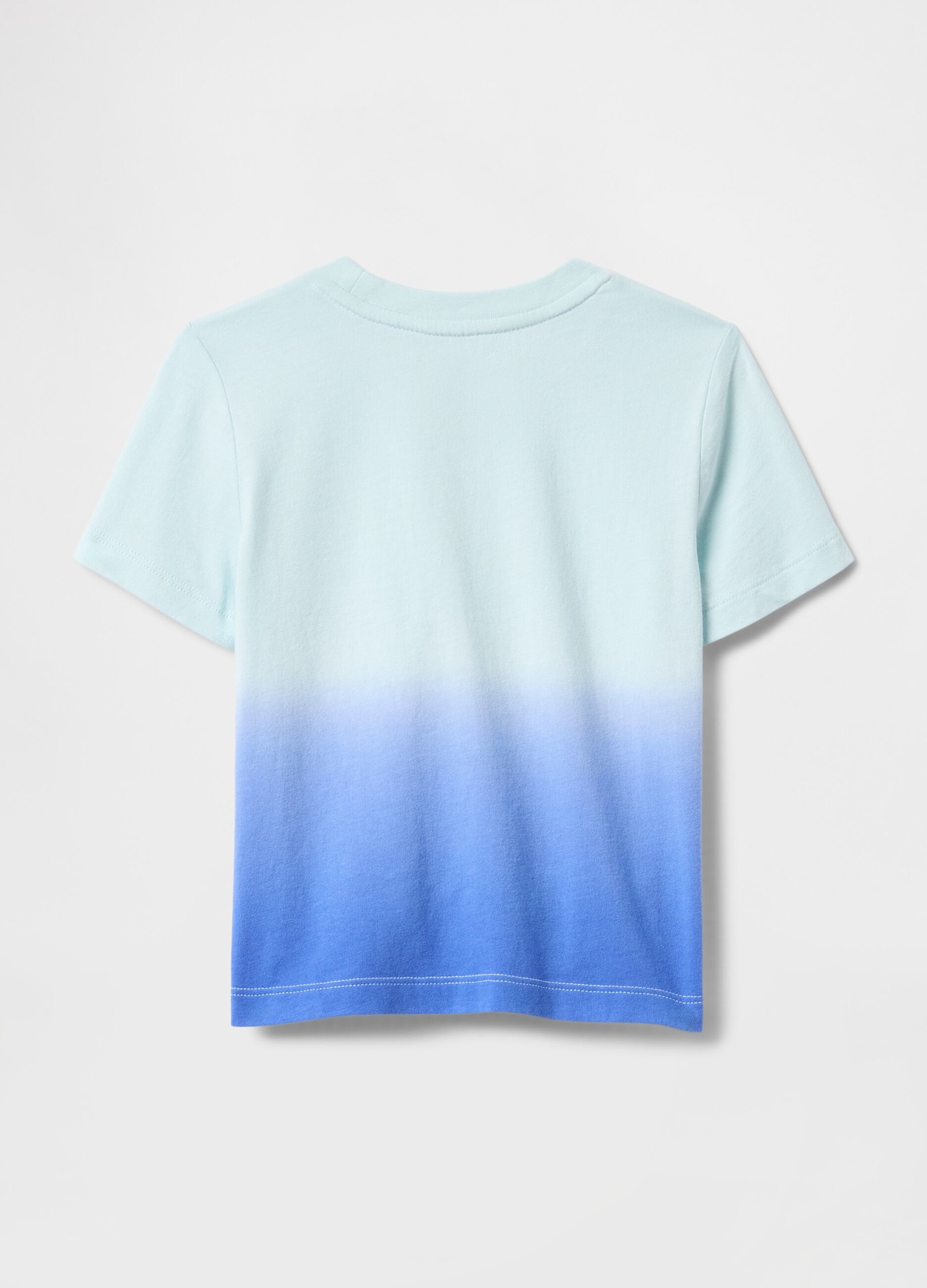 T-shirt sfumata azzurra e blu con taschino frontale_1