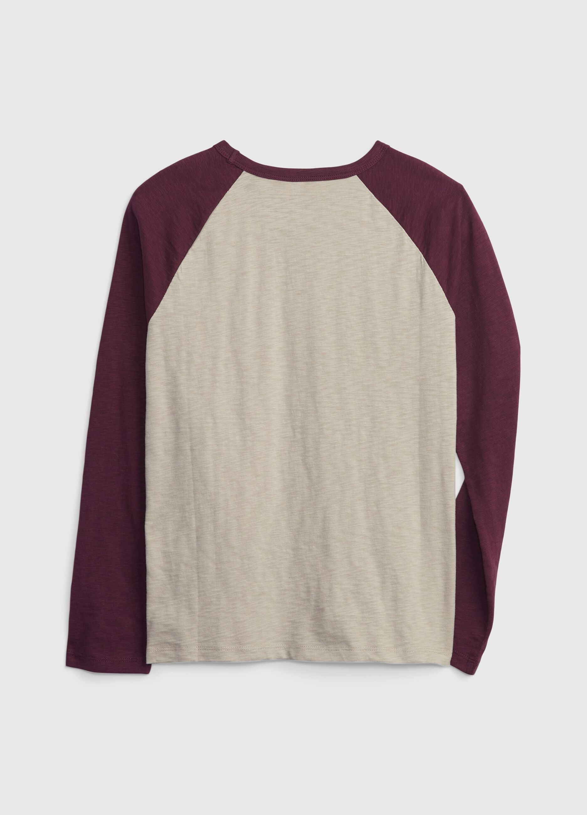 T-shirt con maniche raglan e stampa_1