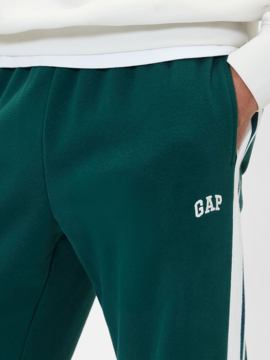 Green Cotton Blend Trousers Man_3