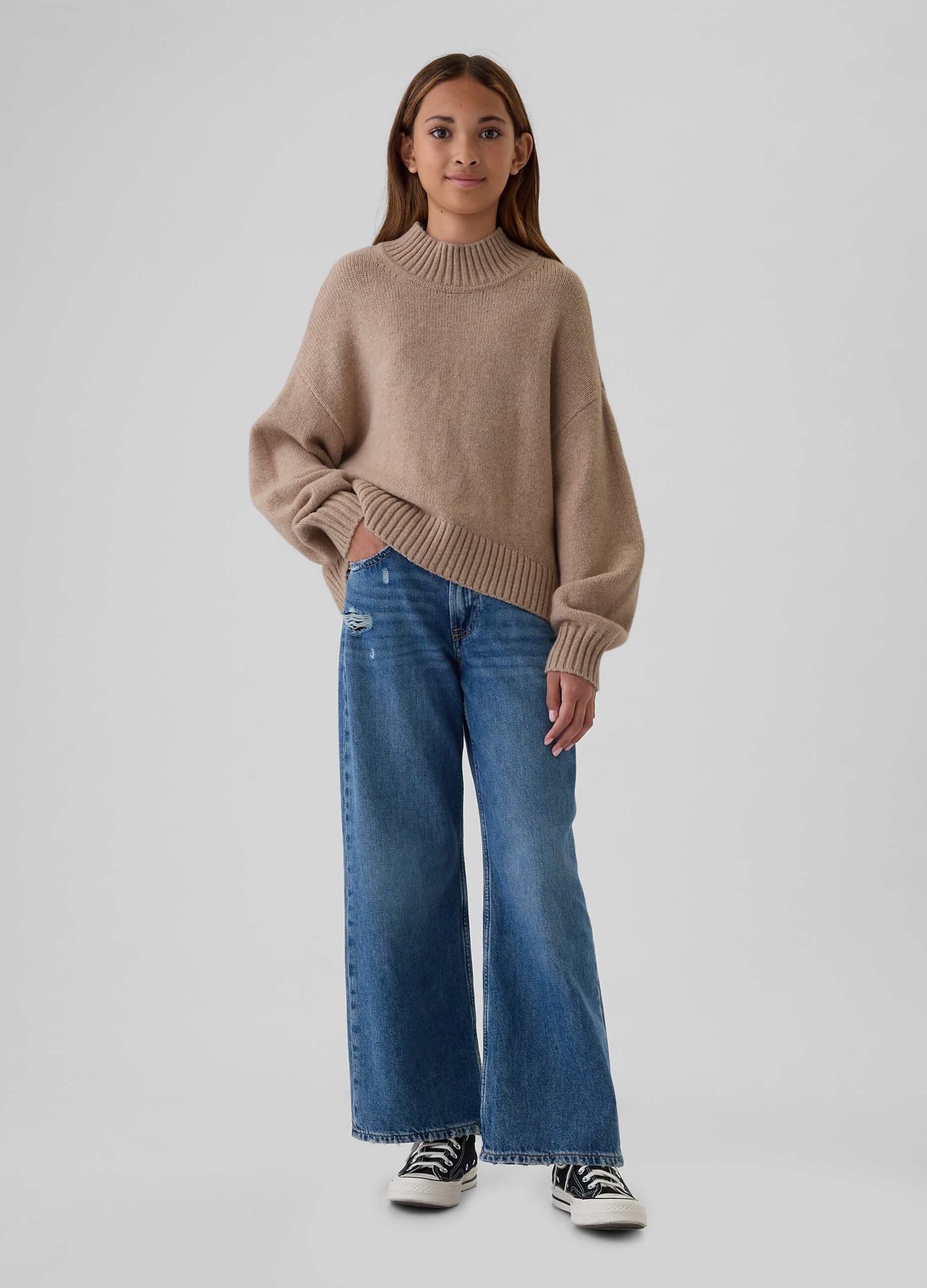 Oversized pullover with mock neck_1