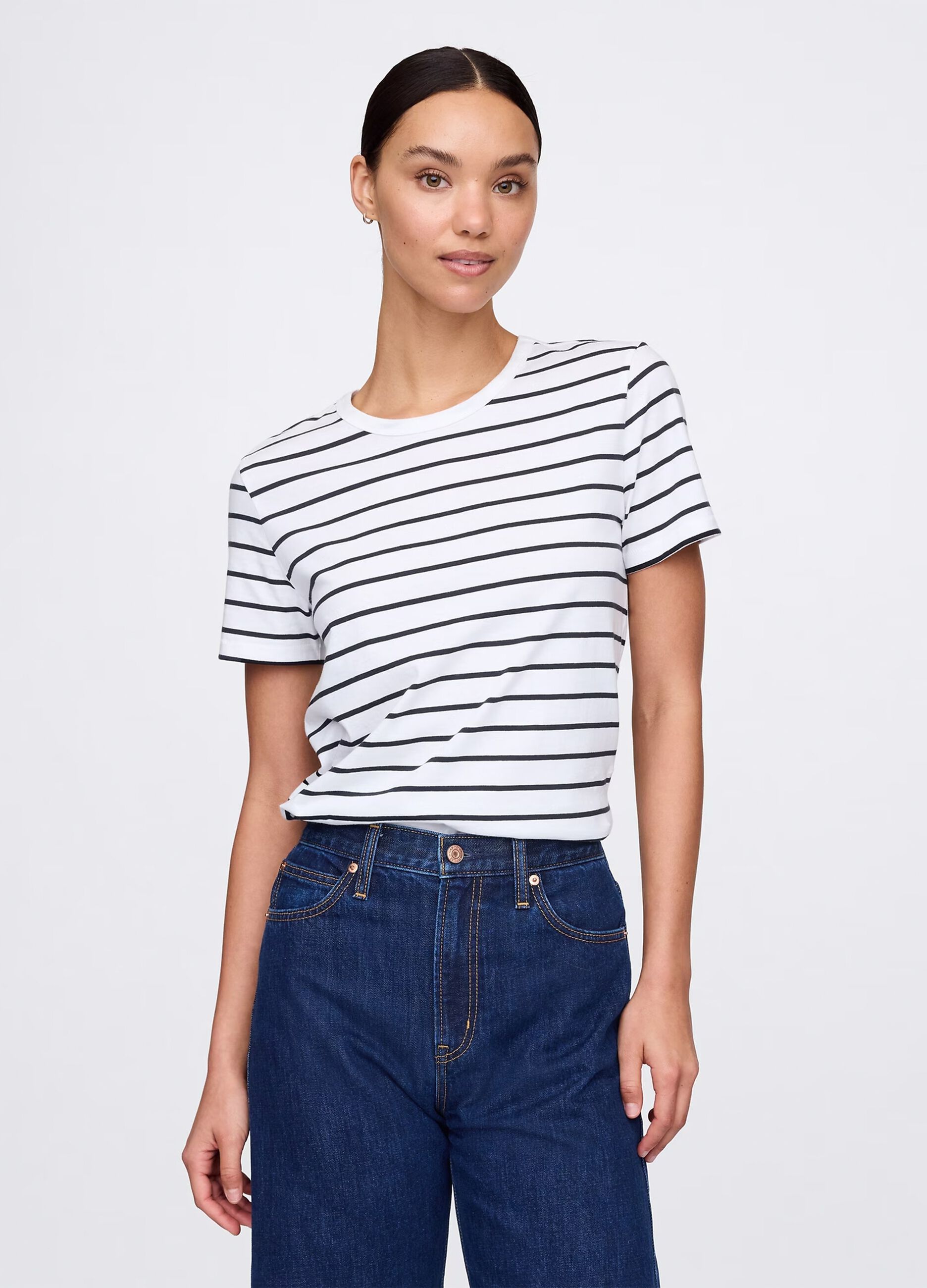 T-shirt a righe bianche e nere in cotone