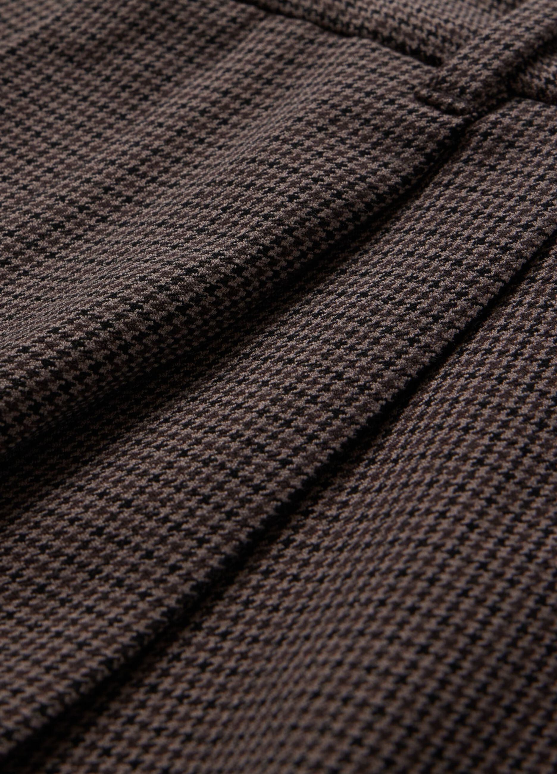 High-rise houndstooth trousers_7