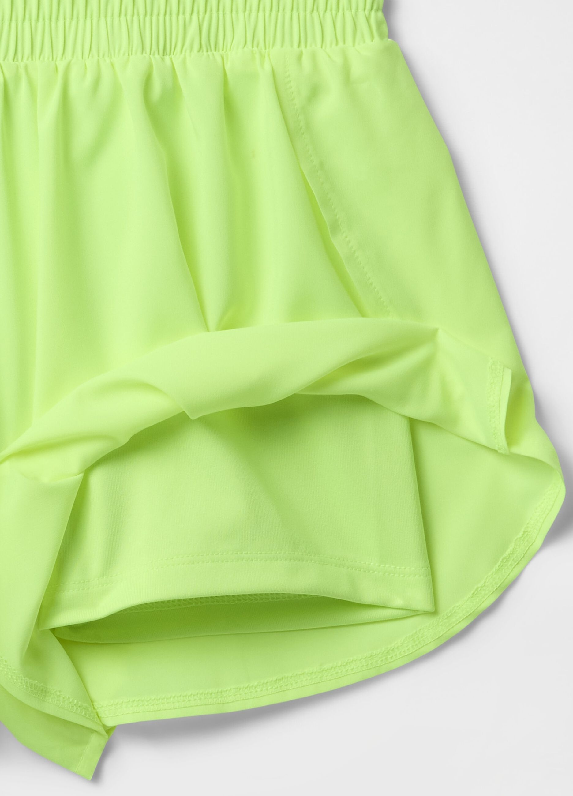 Shorts verdi a pieghe_4