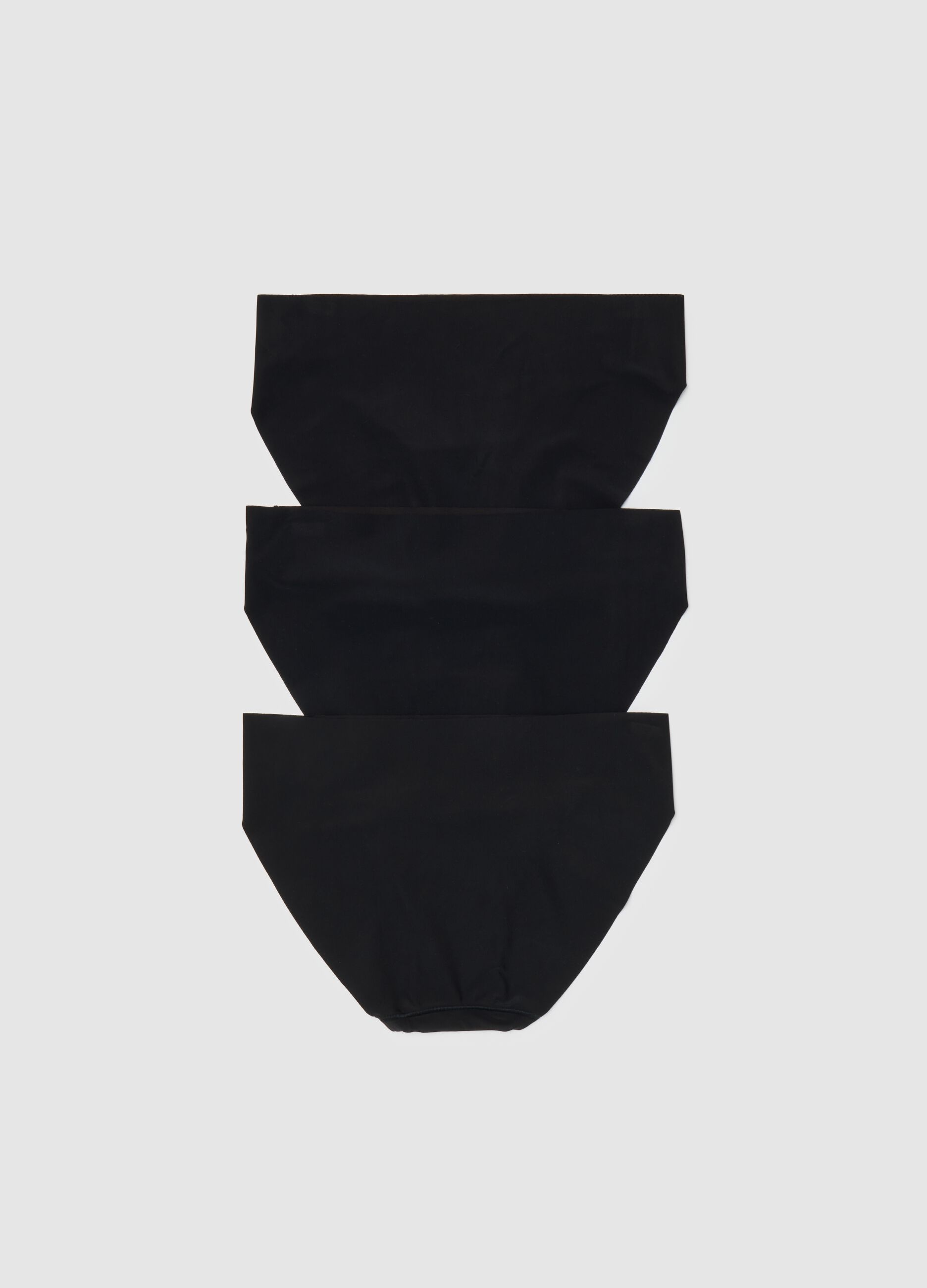 Three-pack briefs with laser cut_2