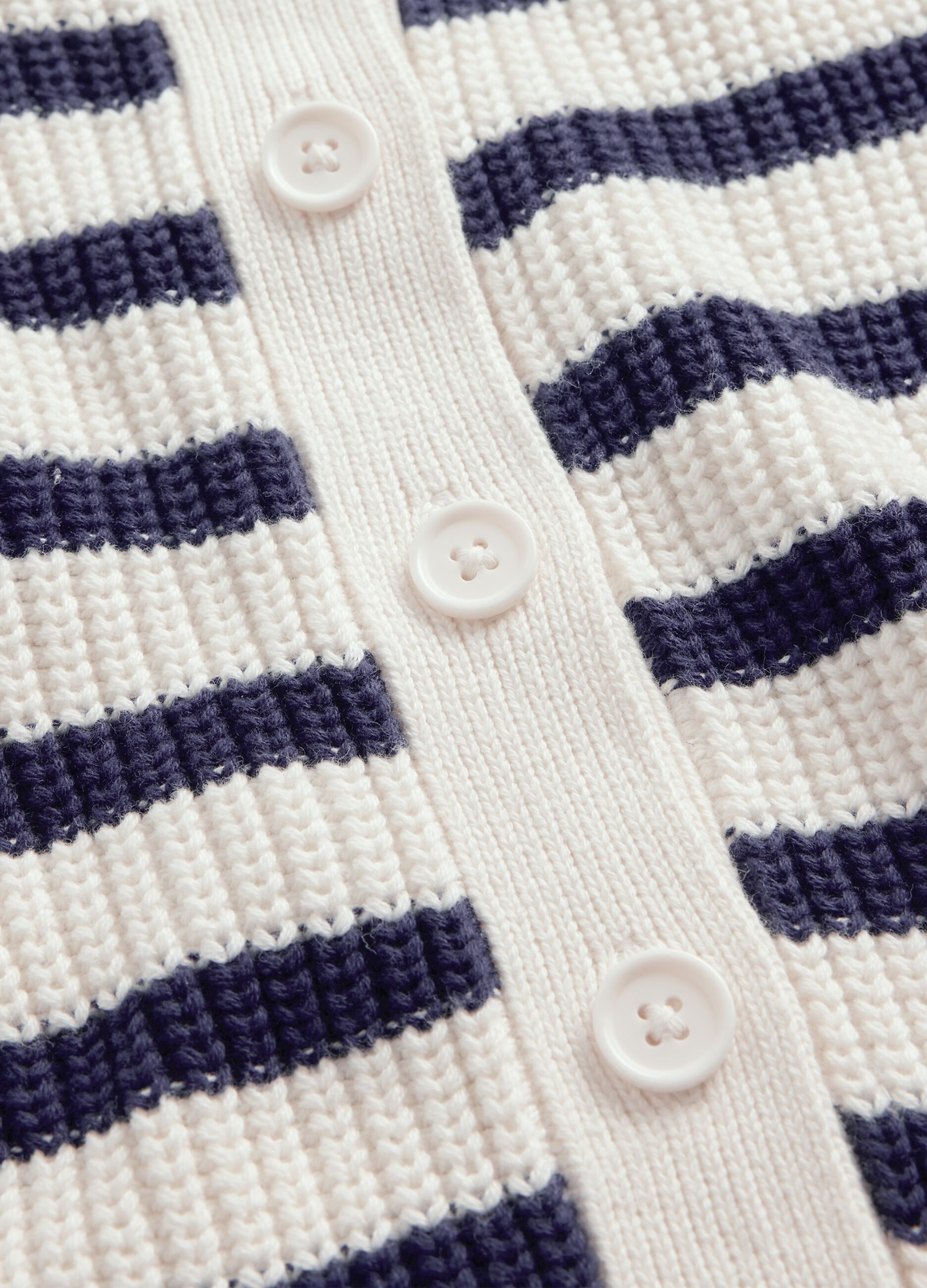 Cardigan bianco e blu a righe in cotone_4