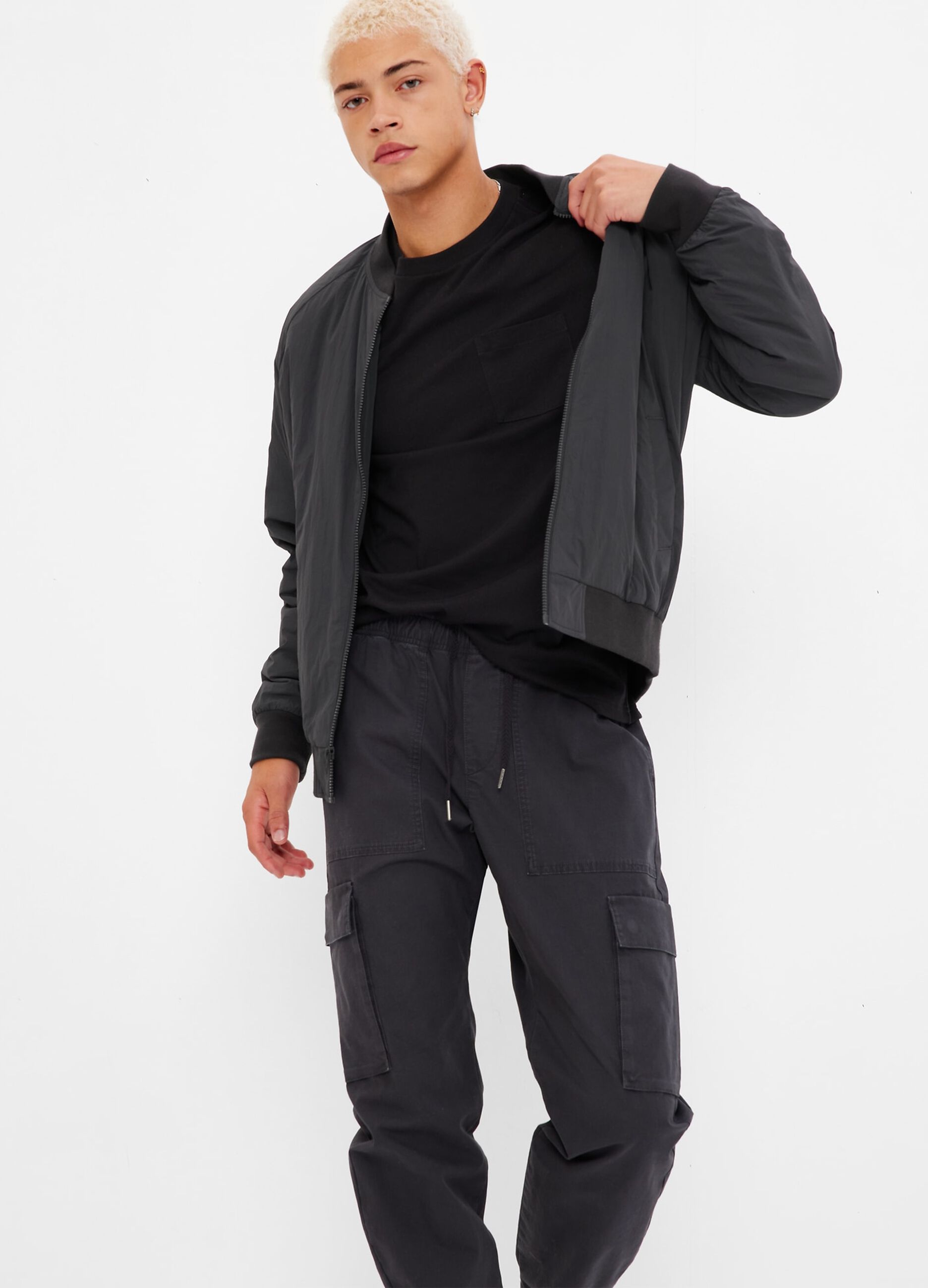 Full-zip, solid colour, bomber jacket