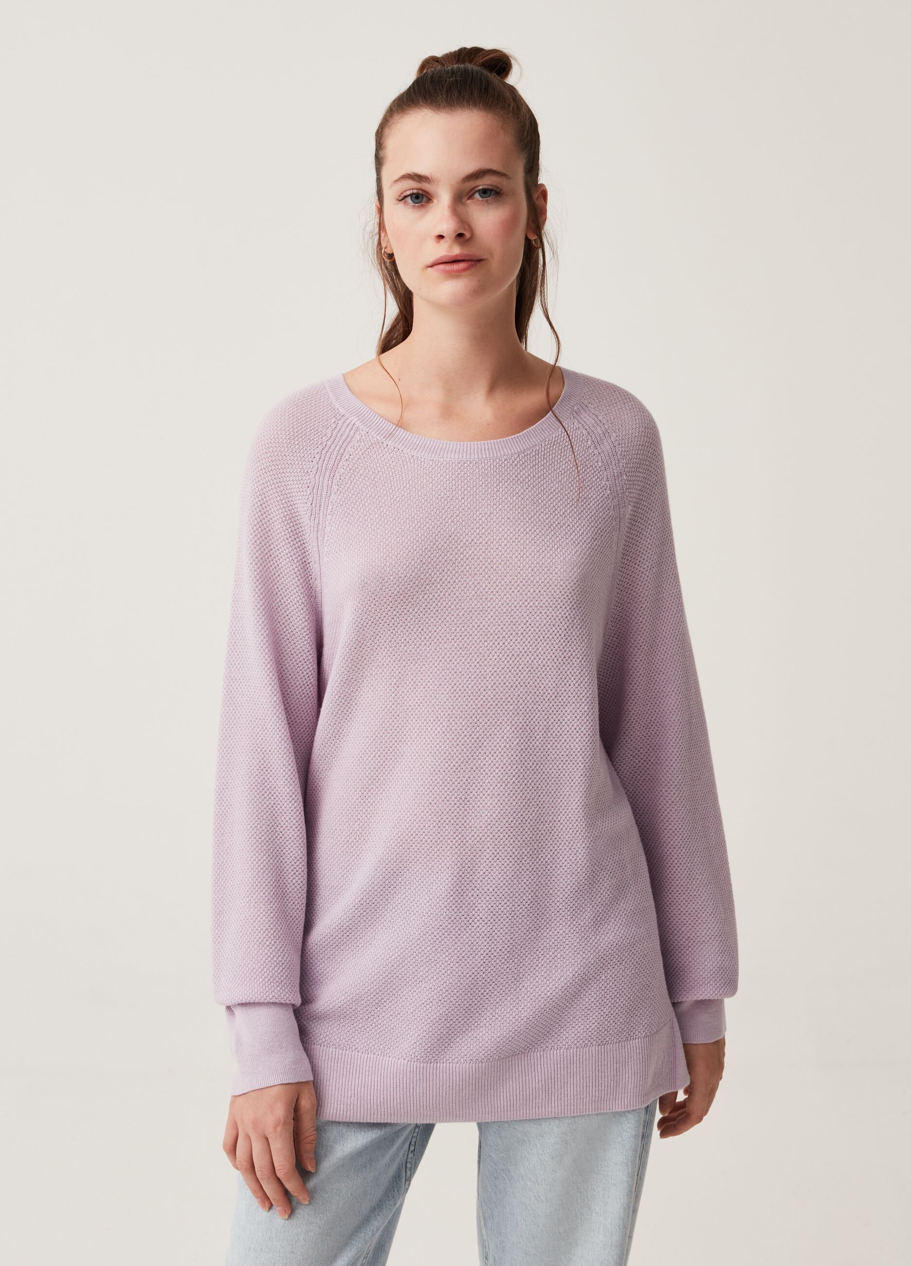 Long pullover with raglan sleeves_1