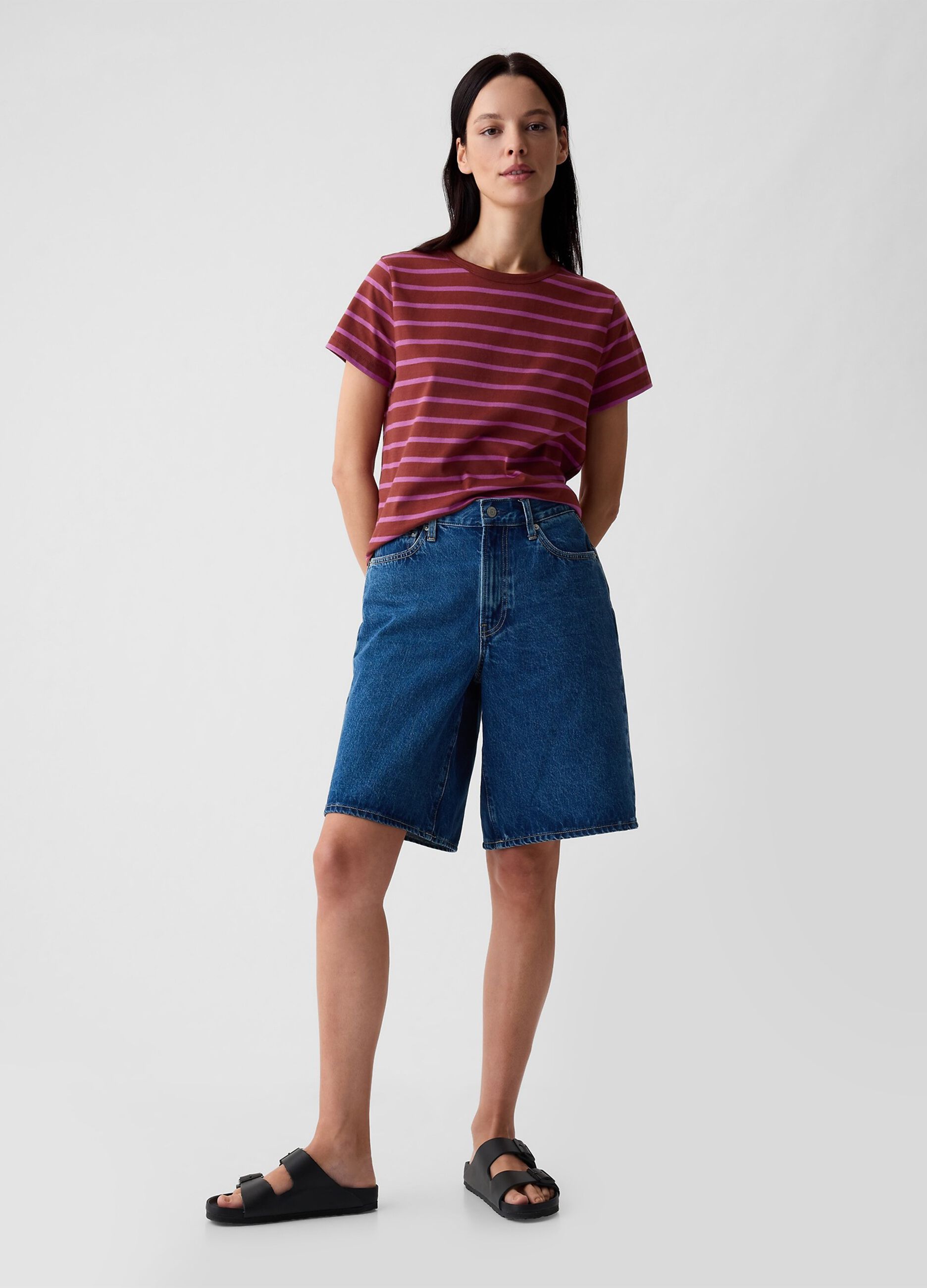 T-shirt in cotone bio con scollo rotondo